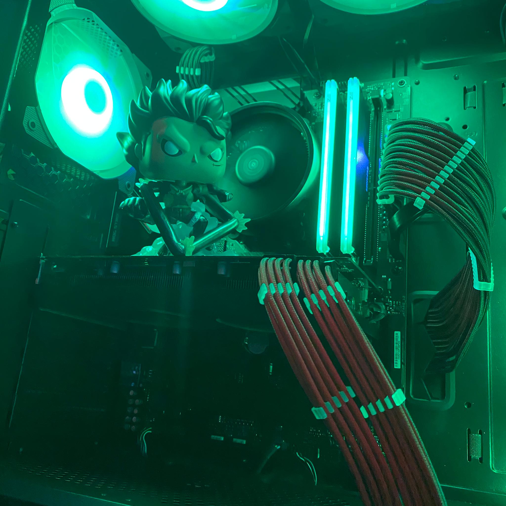 (Gaming PC)Ryzen 5| RX 5700XT|  32GB (2x16GB)DDR4 RAM| RoGStrix B450-F| 1TB NVMe SSD| Windows 11 Pro