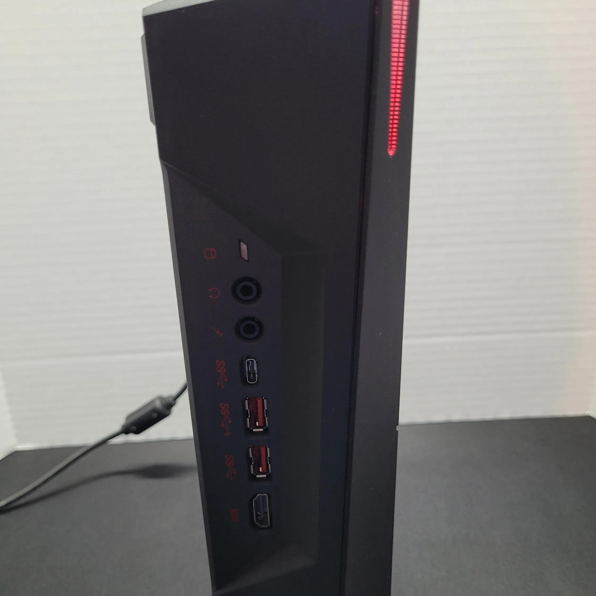 MSI Trident 3 - GTX 1660 & i5 9400f