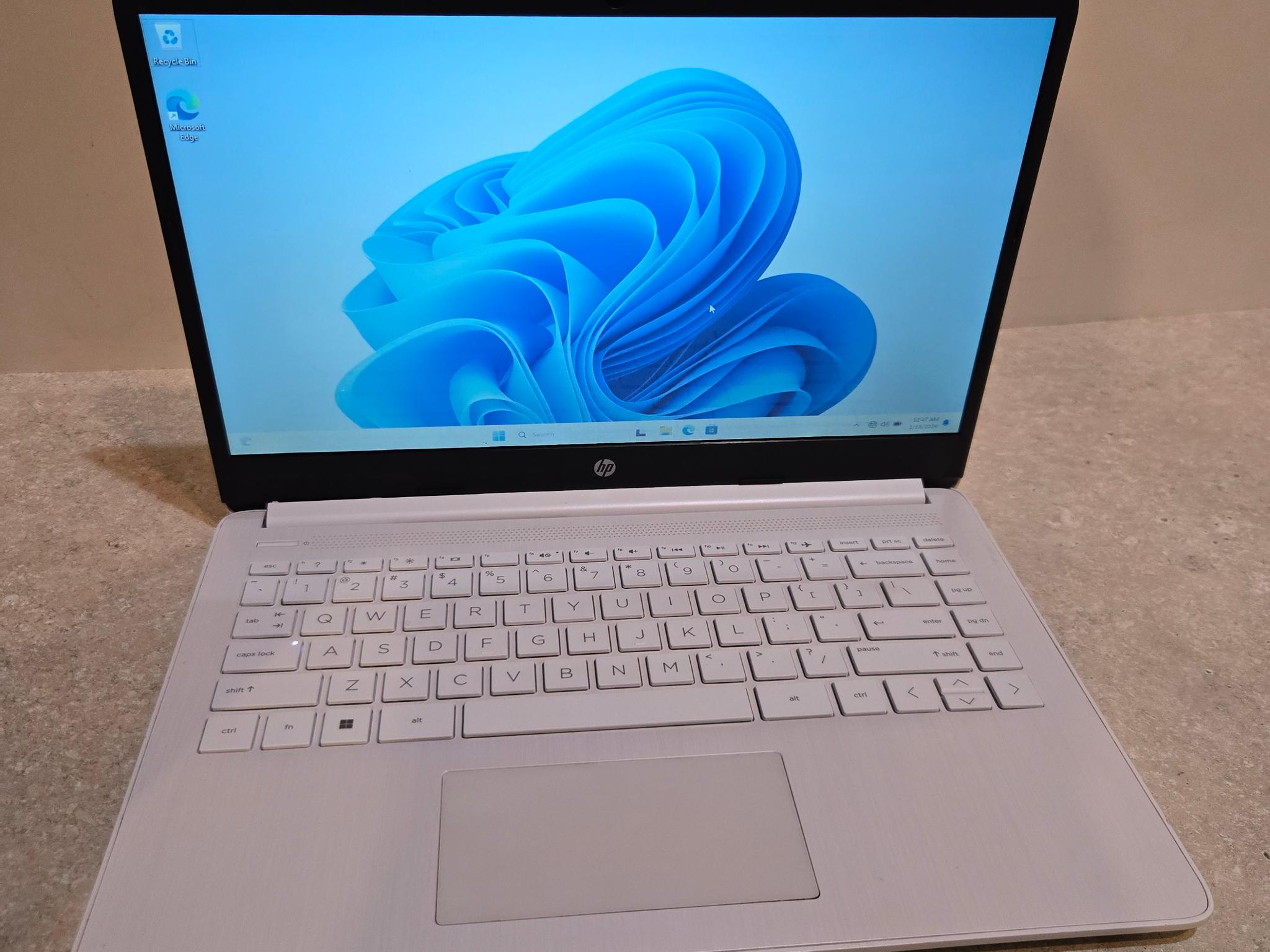 HP 14" Laptop - intel Celeron - 64GB Storage - 4GB Ram - Model 14-dq0032dx