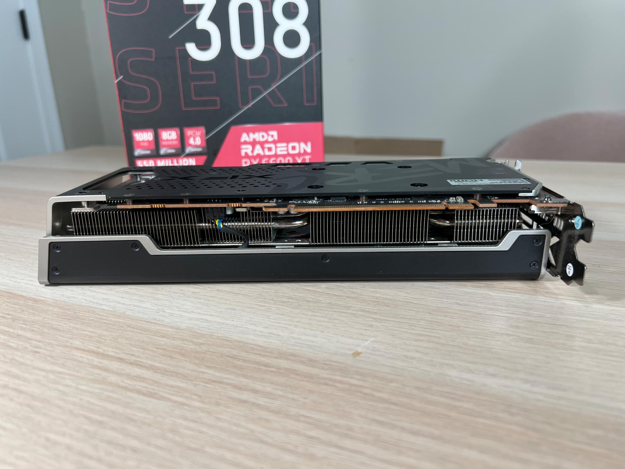 XFX 6600 XT MERC 308 Black