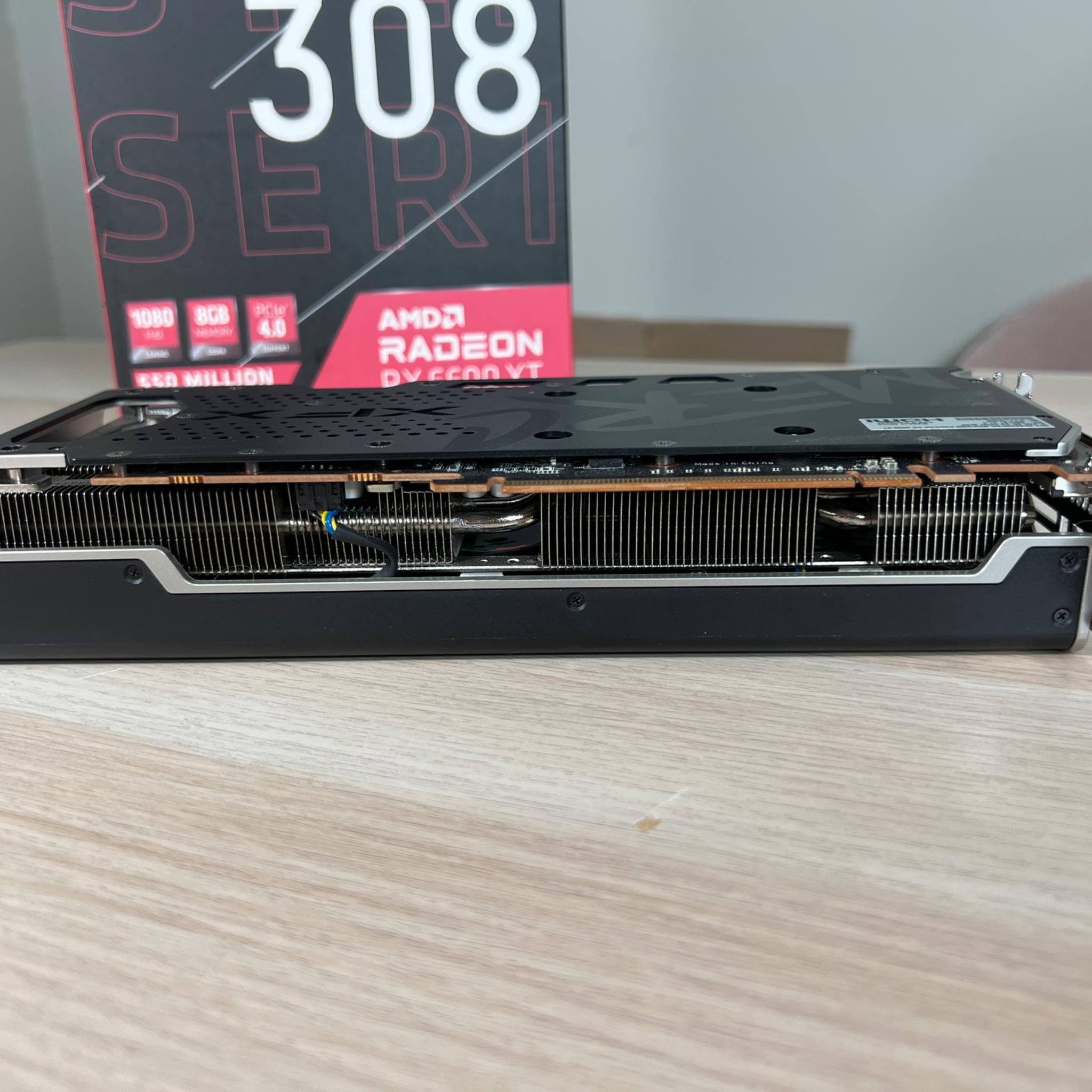 XFX 6600 XT MERC 308 Black