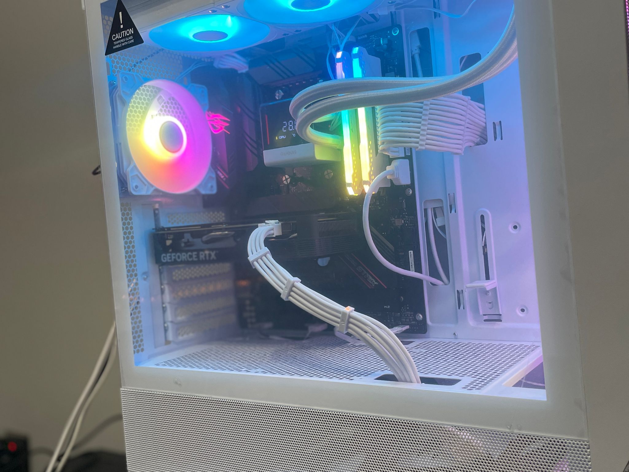 🐺❄️ ARCTIC PREDATOR ❄️🐺  RTX 4060 | Ryzen 5 5600X | ROG Strix WiFi | Liquid Cooled