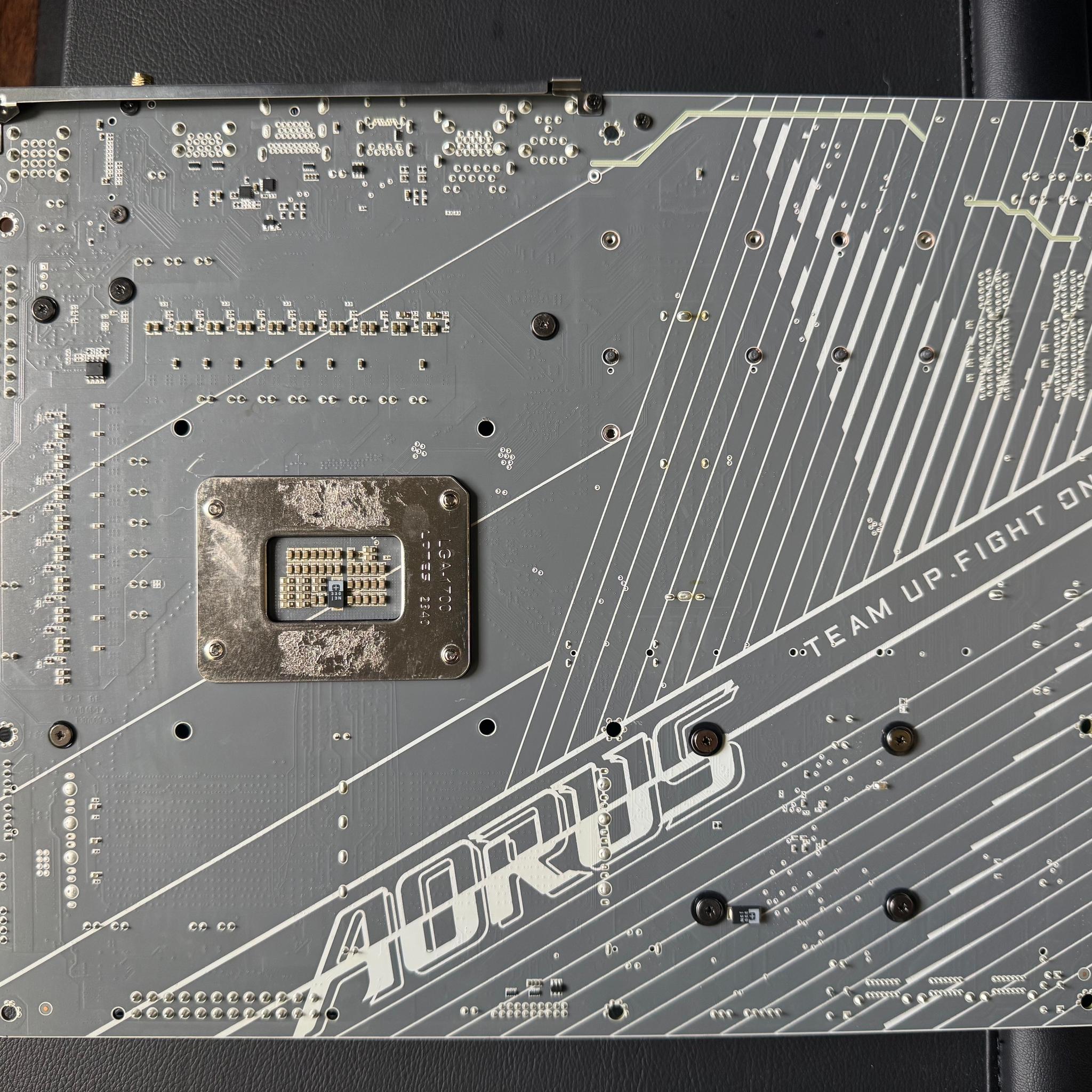 GIGABYTE Z790 AORUS ELITE AX ICE — Premium White Gaming Motherboard