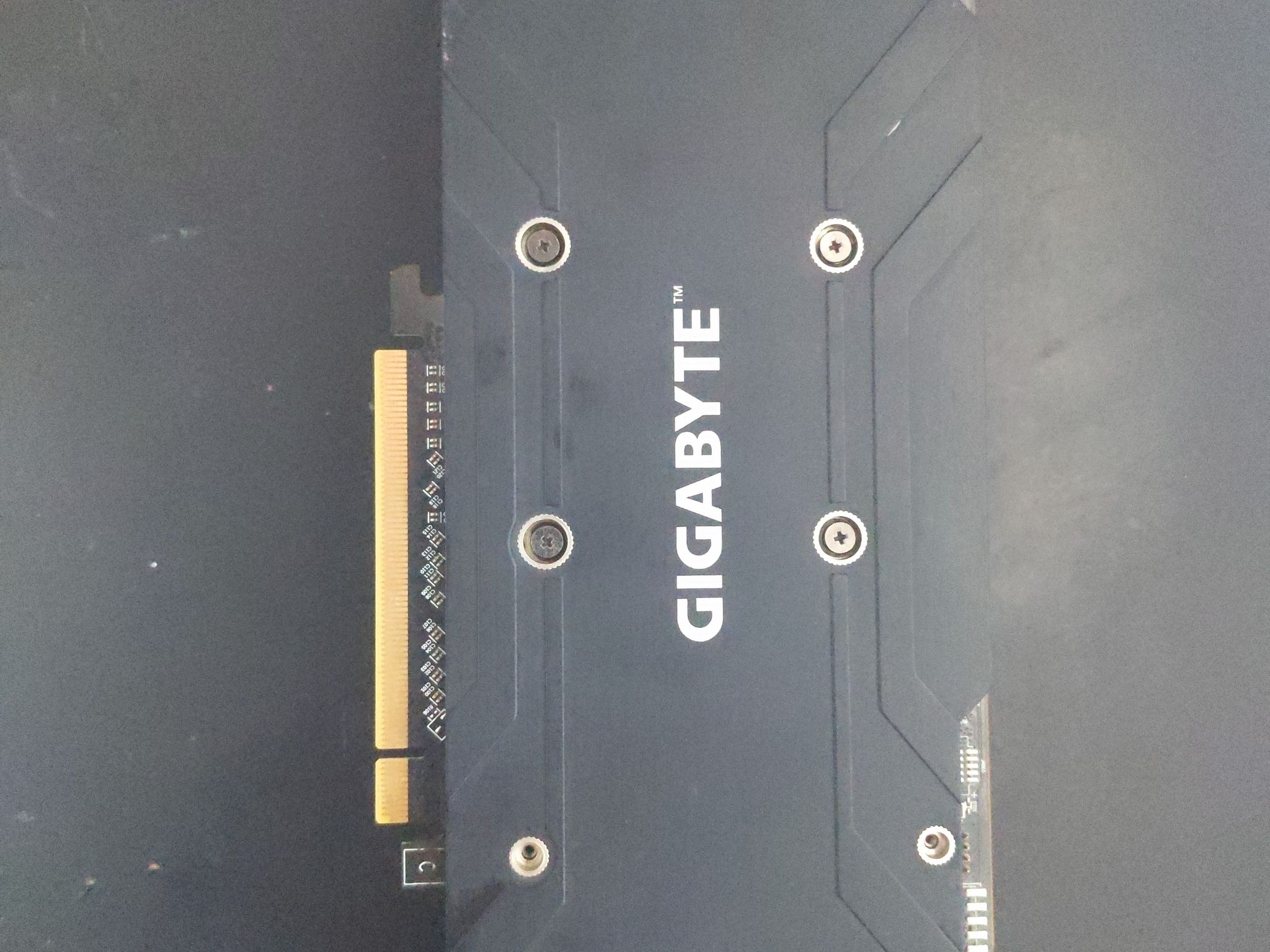 Gigabyte RX 590 (No shroud)
