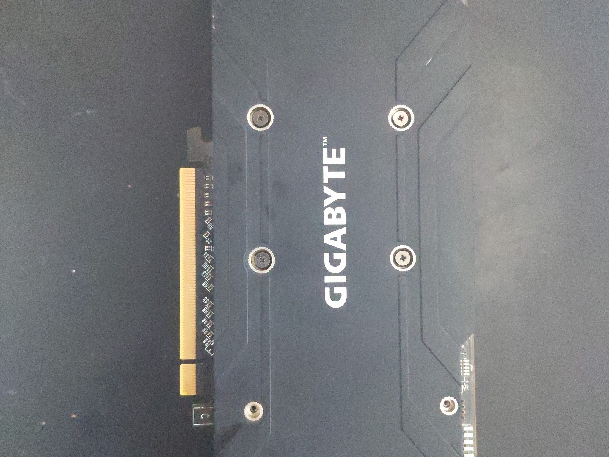 Gigabyte RX 590 (No shroud)