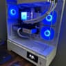 VERY NICE WHITE GAMING PC