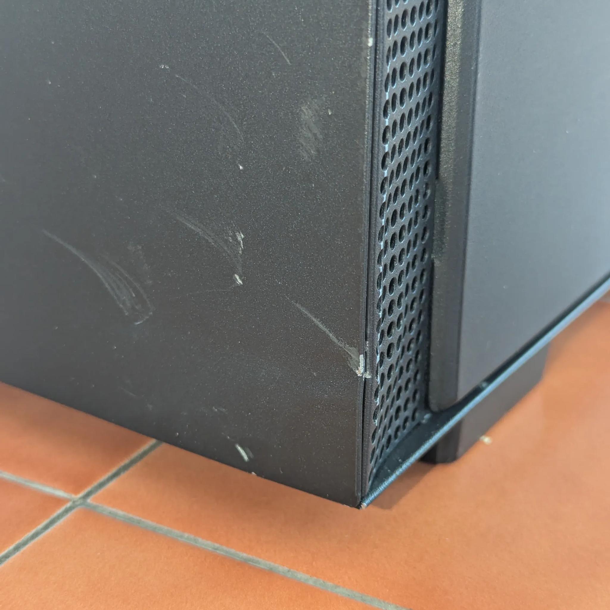 Obsidian Flame - ITX Build i7 9700k, RX 6600 XT, 16GB RAM, 512GB NVMe SSD, 1TB HDD, AIO