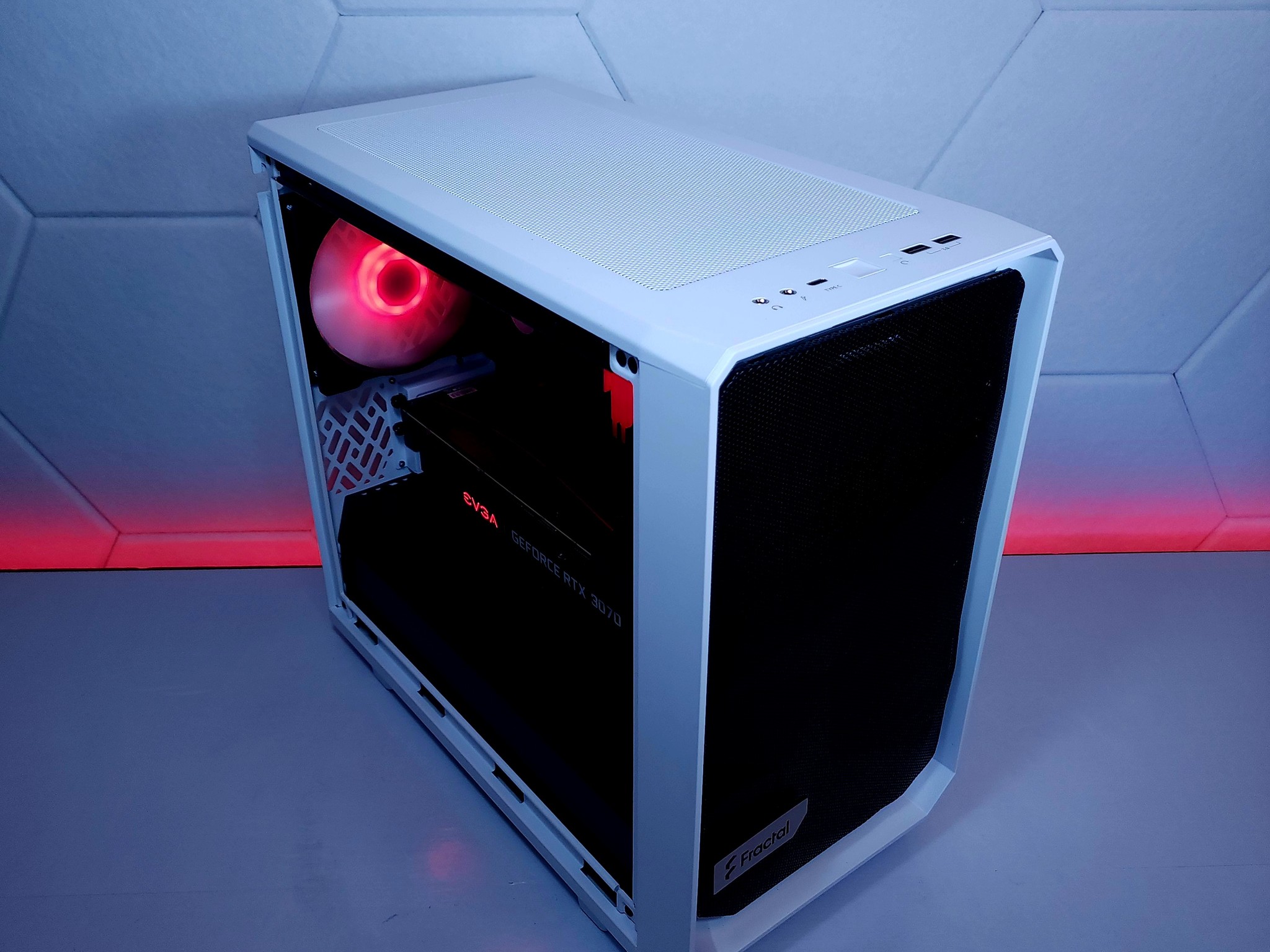❤️🤍 RTX 3070 // Core i7 10700 // 16GB 3600MHz // 1TB NVMe Gen 3