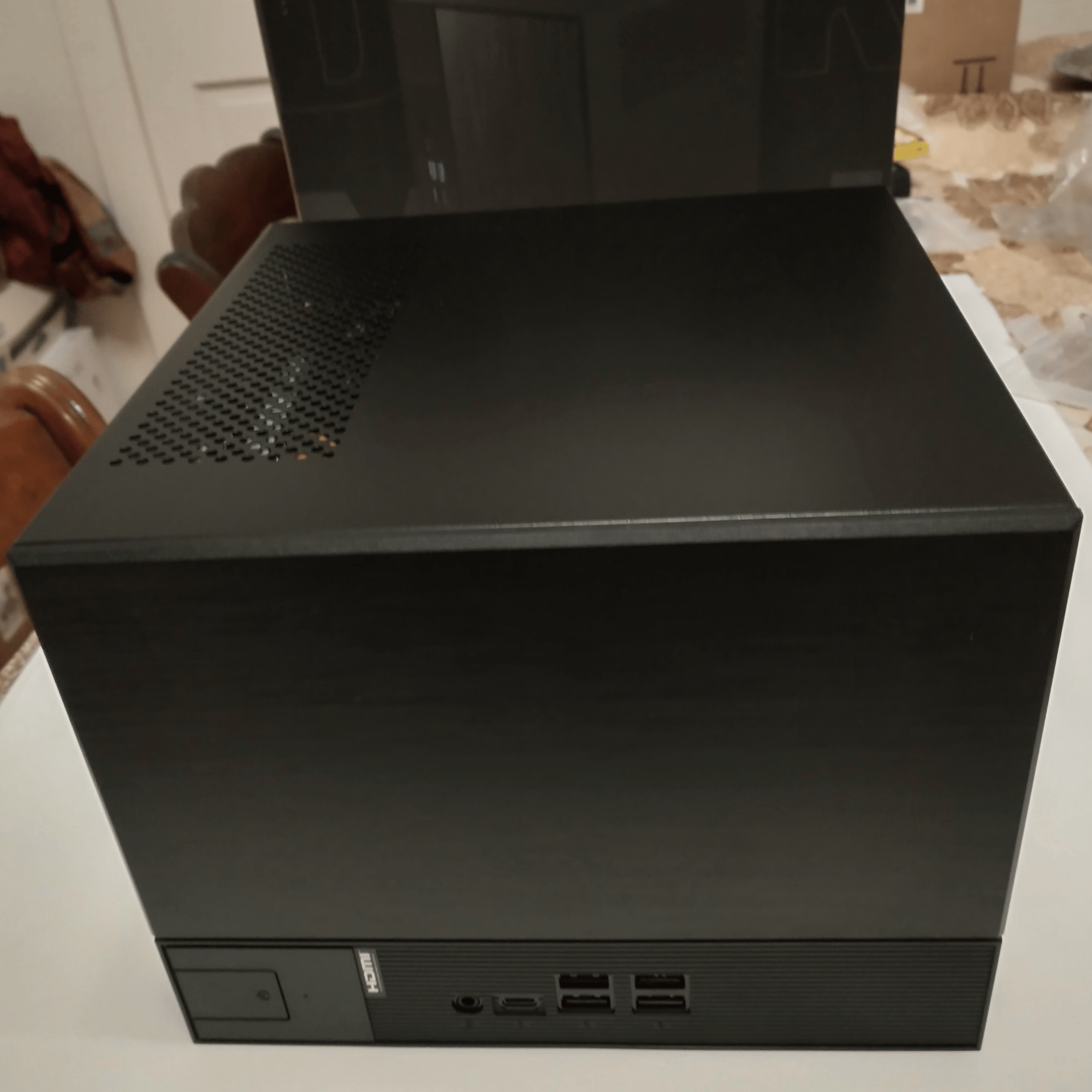 ASRock Deskmeet SFF PC, Ryzen 5 4650G, PNY GTX 1660, 16GB Corsair RAM, 500GB Nvme, 960GB SATA SSD
