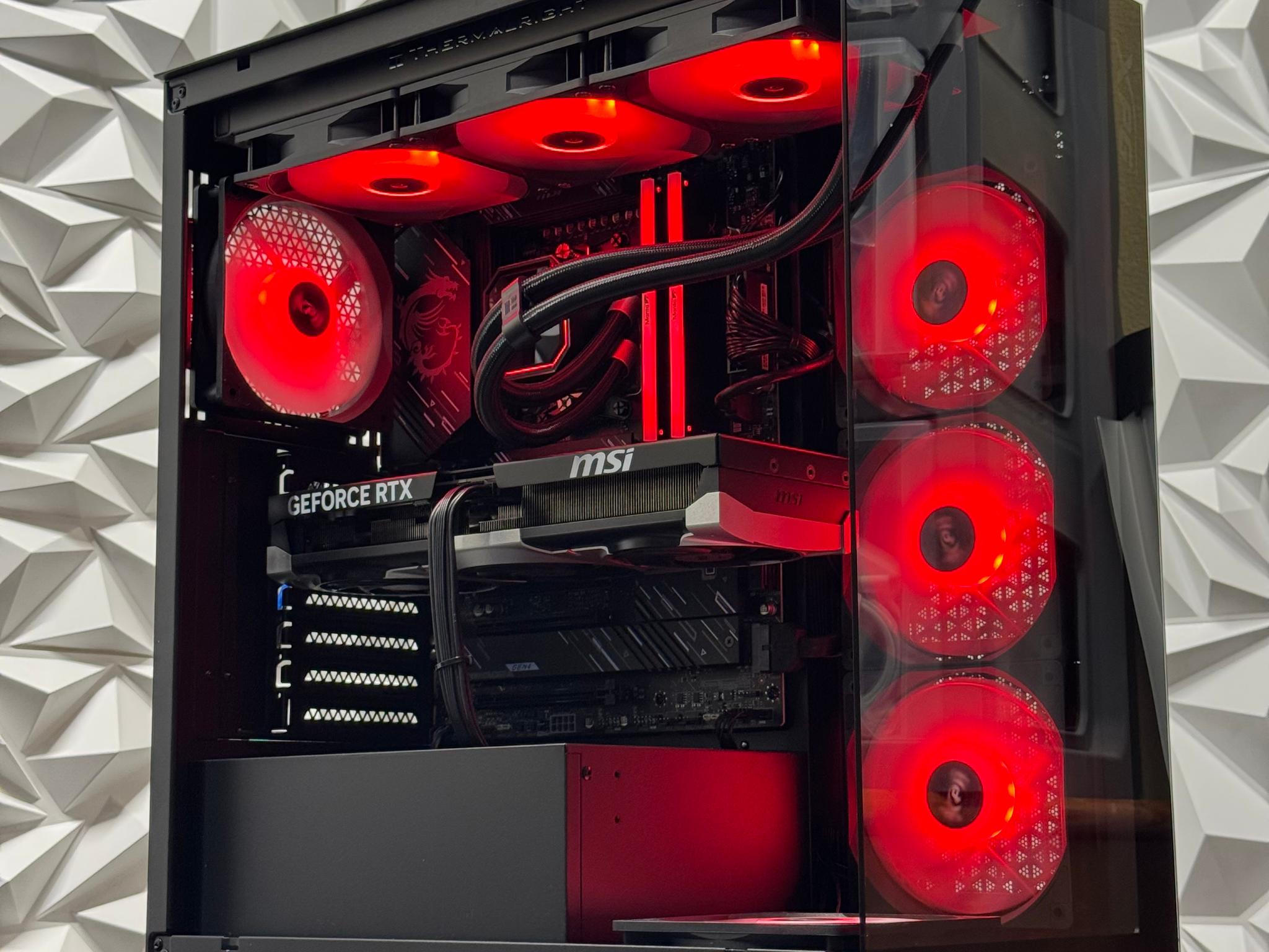 RTX 5070 Ti / Ryzen 7 9850X3D / 32GB DDR5 / 1TB Samsung 980 Pro / X870 motherboard / liquid cooled
