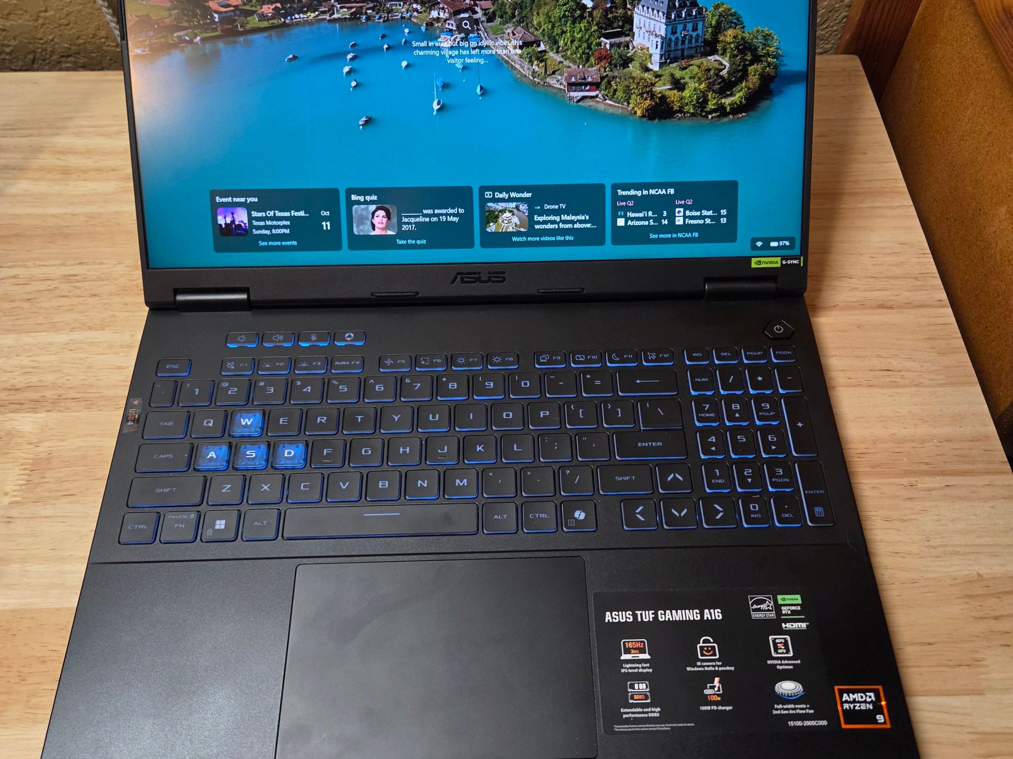 ASUS - TUF Gaming A16 16" 165Hz - AMD Ryzen 9 270 - 32GB RAM - NVIDIA GeForce RTX 5070  2TB SSD
