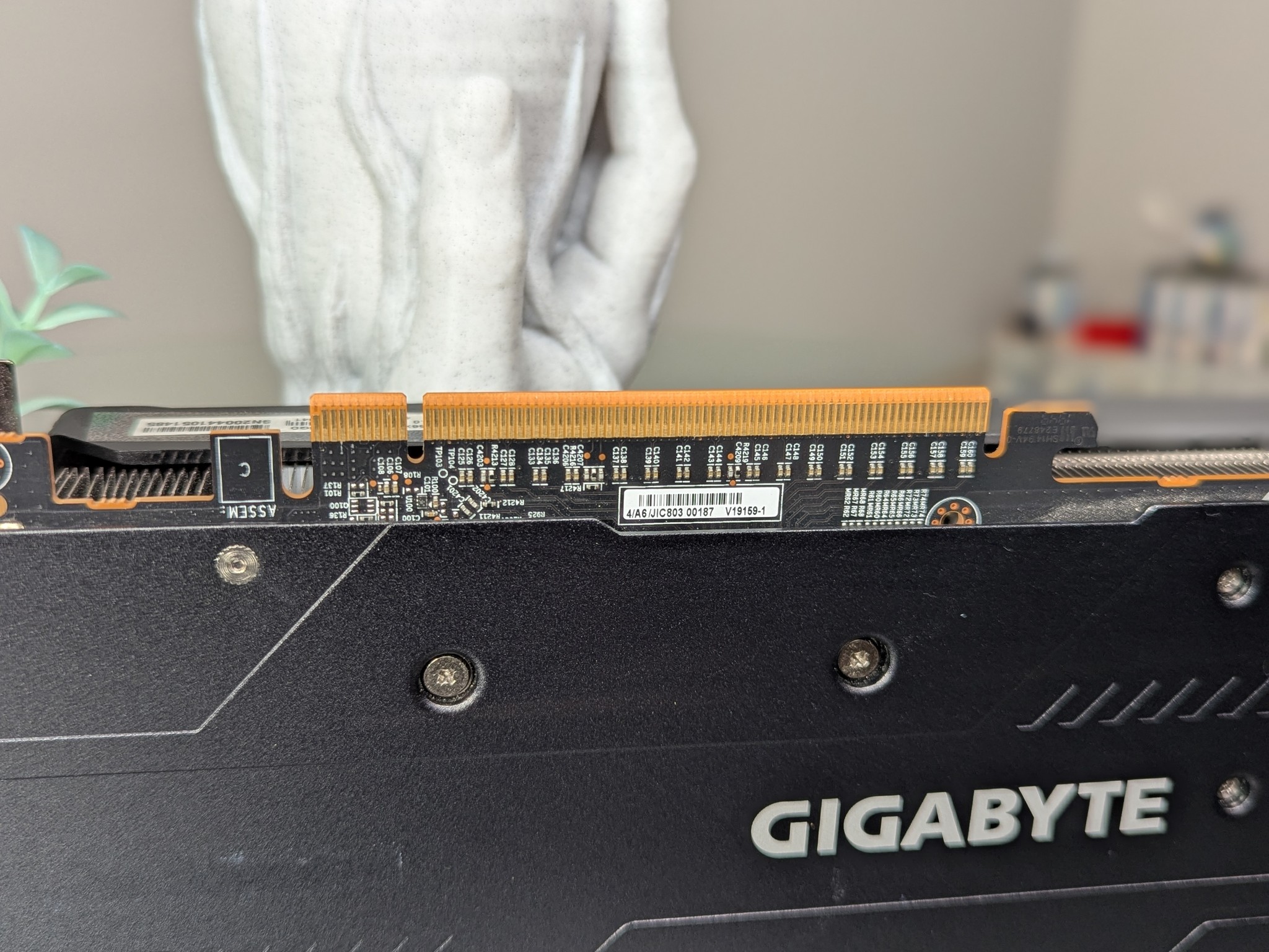 Gigabyte RX 5600XT | Please Read Description | Powers On | No Video signal