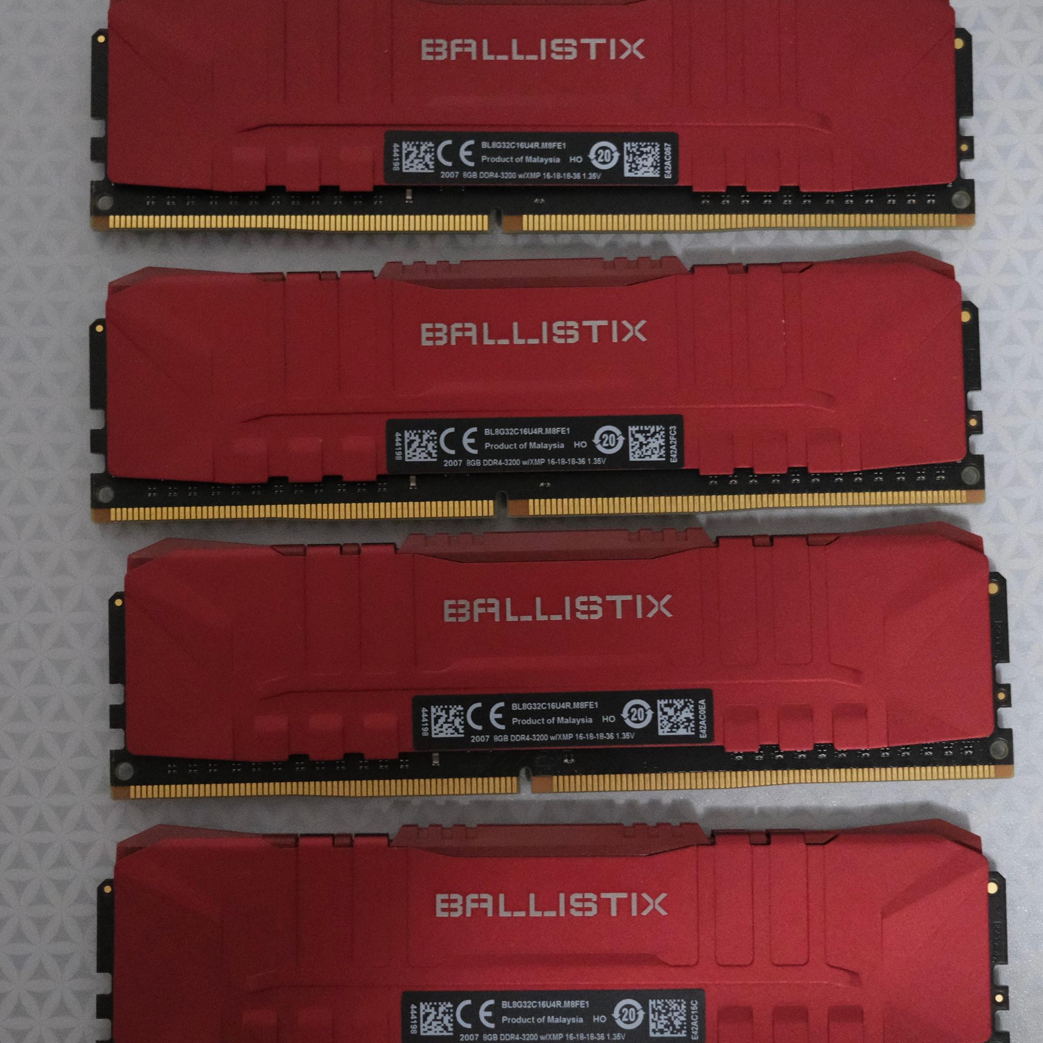 32 GB DDR4 Crucial Ballistix 3200MHz