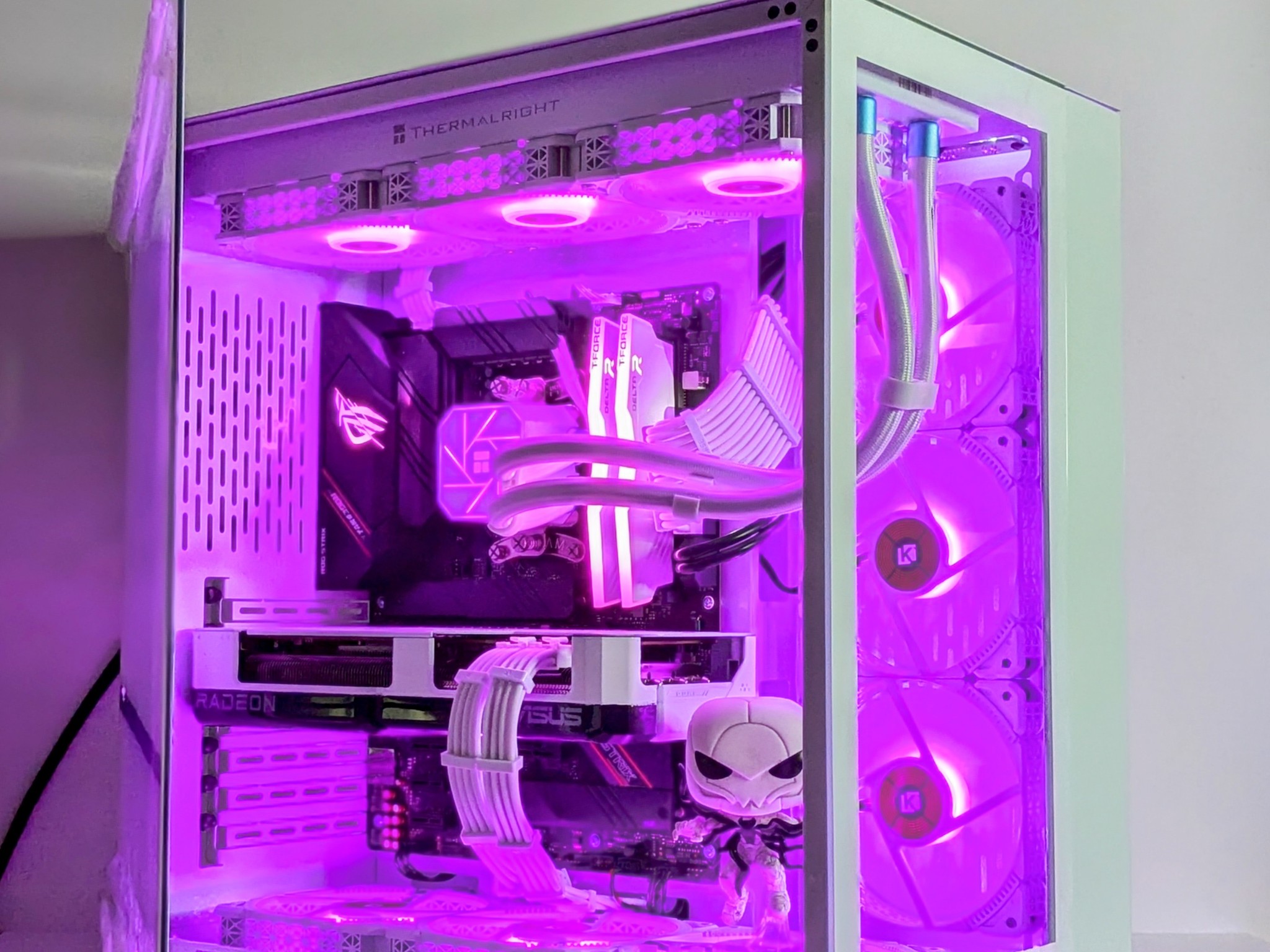 ⚪️⚫️🗯️”P0iSoN” 🗯️ (S:2/E:2)| Ryzen 7⚪️RX 7800 XT⚪️ 32GB RAM⚪️1TB NVMe PCIE⚪️Windows 11 Pro