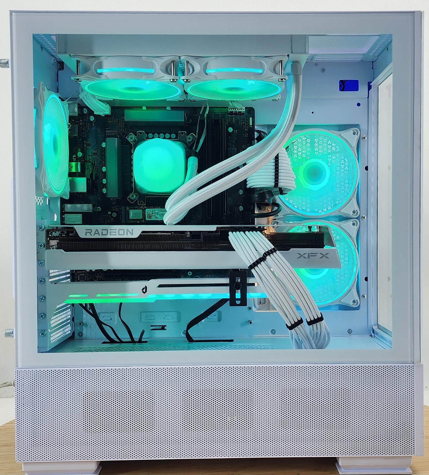 Gaming PC i7-11700K 16GB RAM 1TB SSD RX 7800 XT 16GB Windows 11 Computer