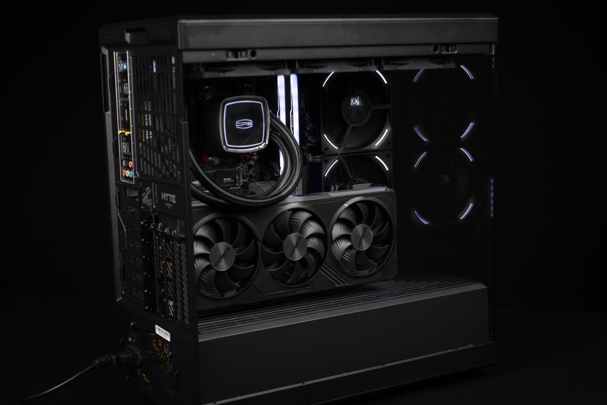 “Deuxdarc” RX 7700XT Ryzen 7 32GB Windows 11 2TB Workstation Gaming PC