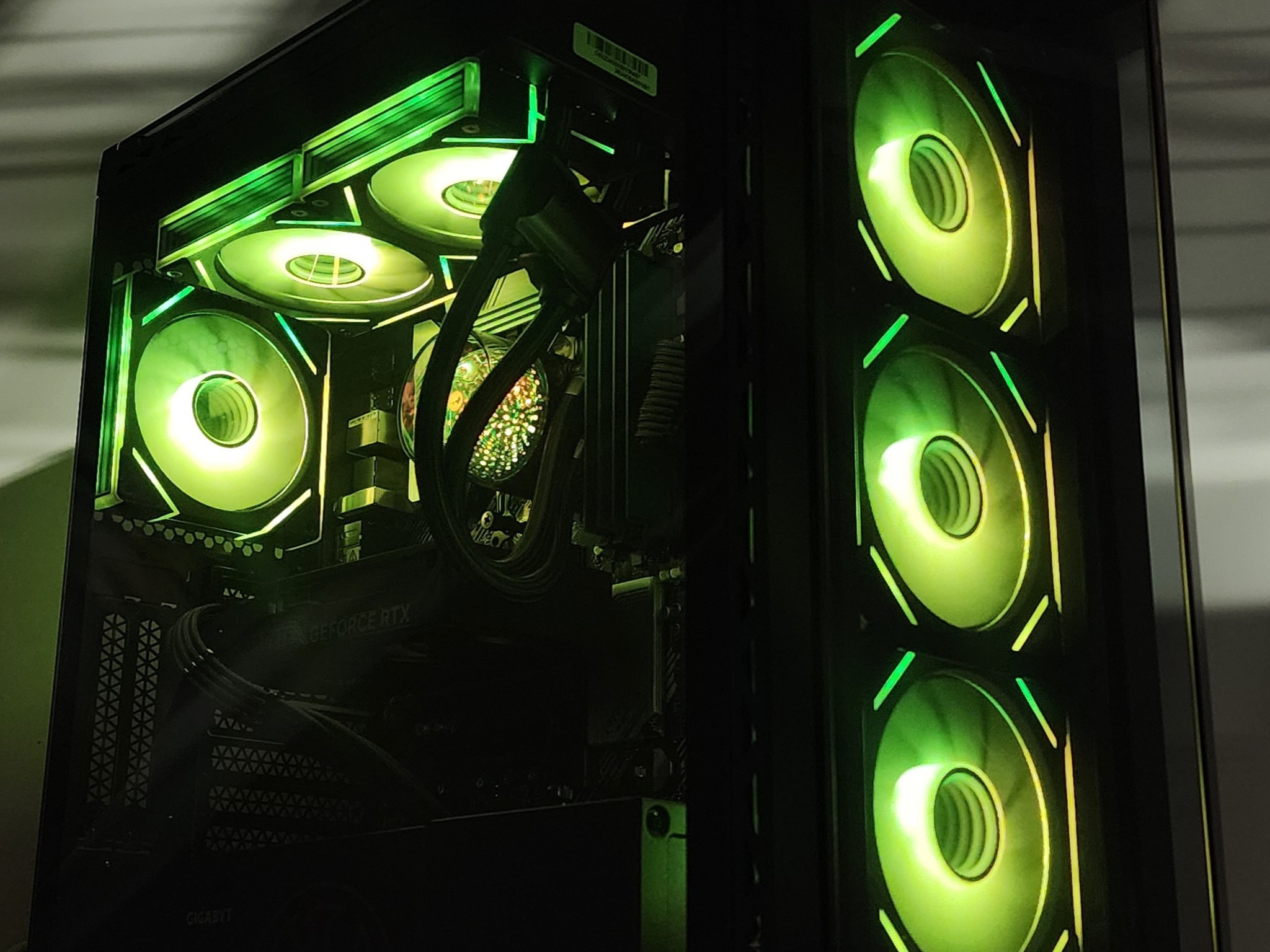 Gaming PC Ryzen 7 5700X 16GB RAM 1TB SSD RTX 5060  8GB Windows 11 Computer