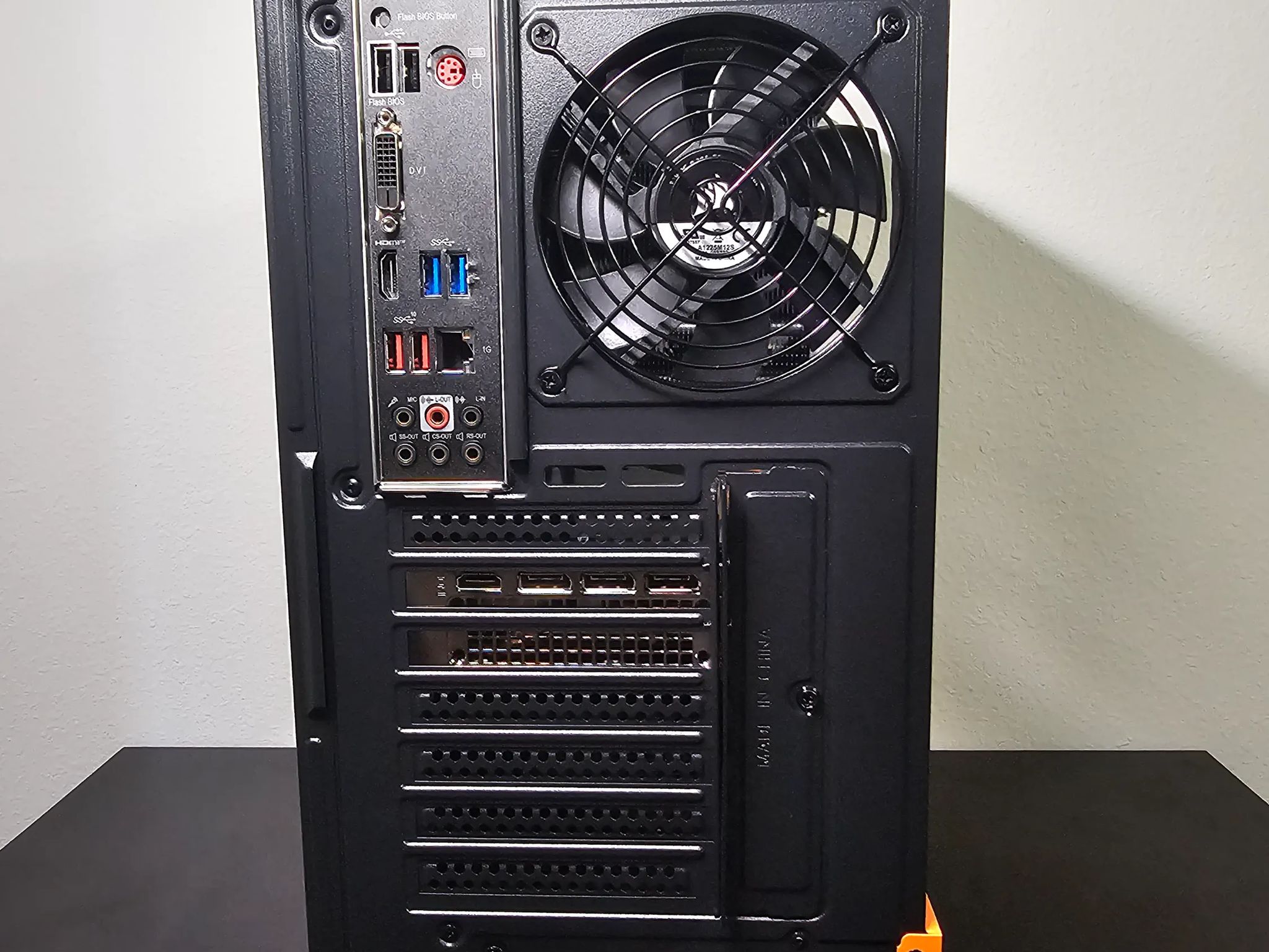 Ichiraku / Ryzen 7 5800x / RTX 3070-Ti / 32GB DDR4 / 1TB SSD / Wi-Fi + BT