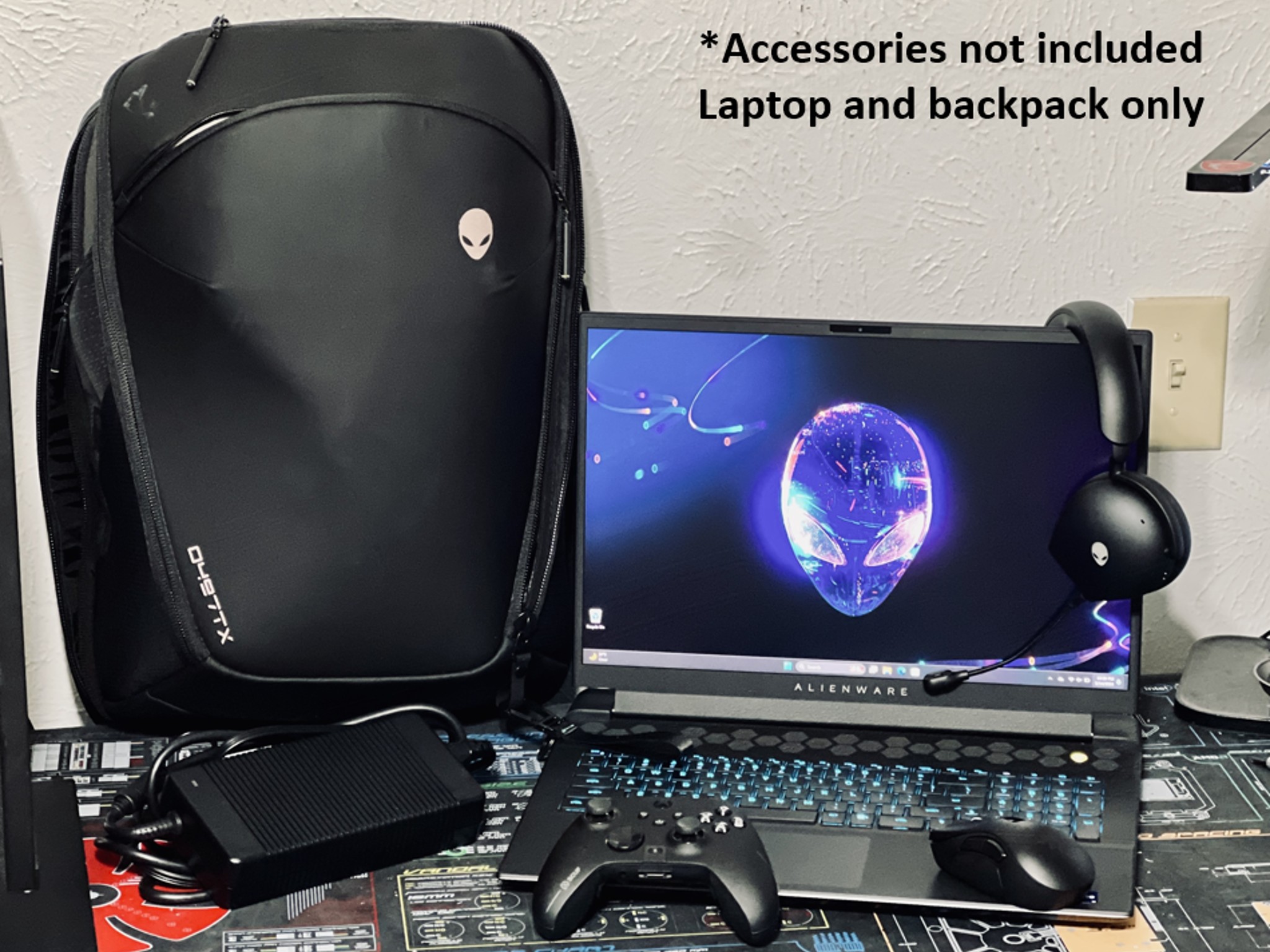 Alienware M18 R1 Gaming Laptop - i9 13900HX, RTX 4080, 32GB DDR5, 3TB NVMe