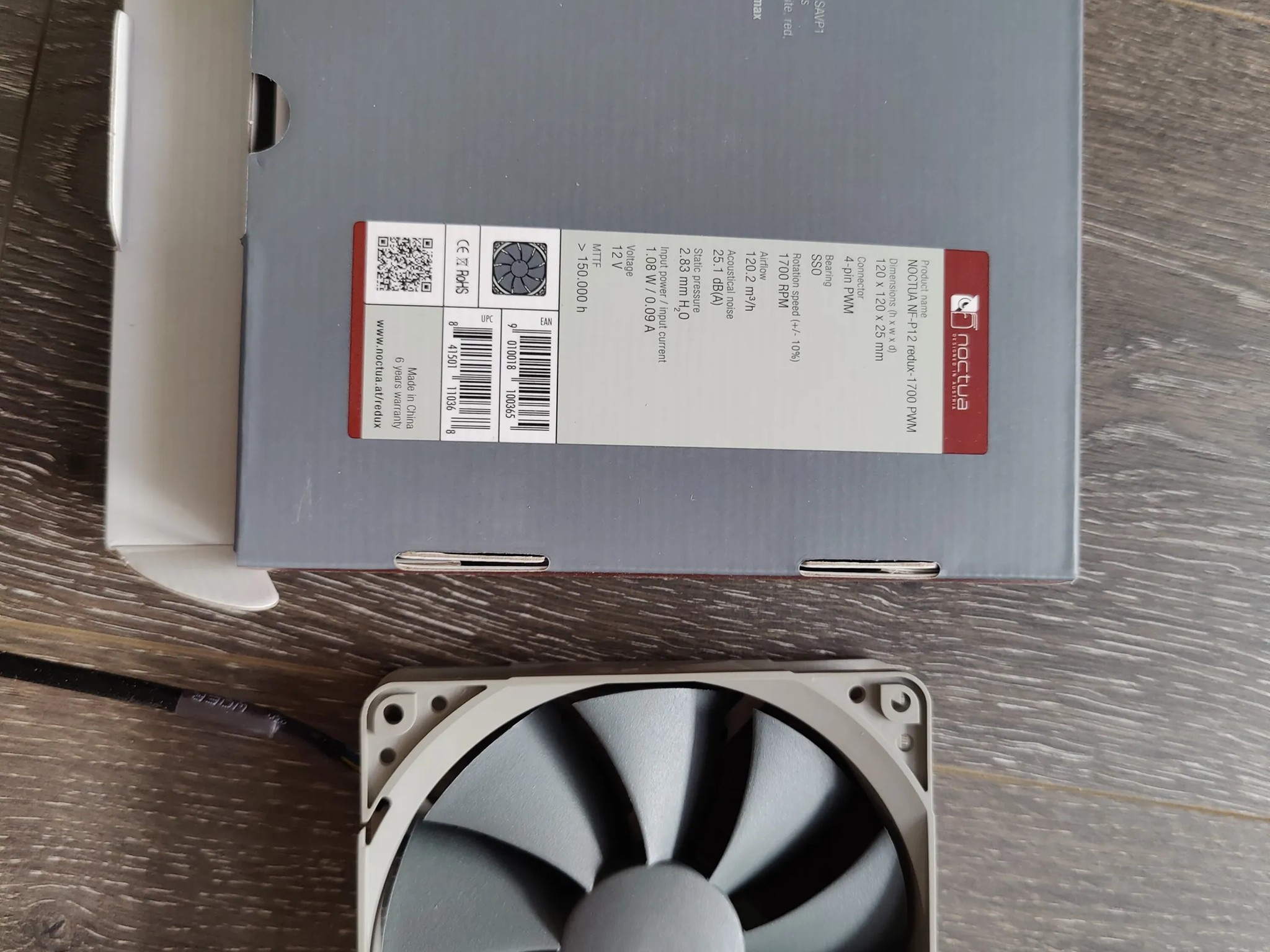 Noctua NF -P12 1700 RPM