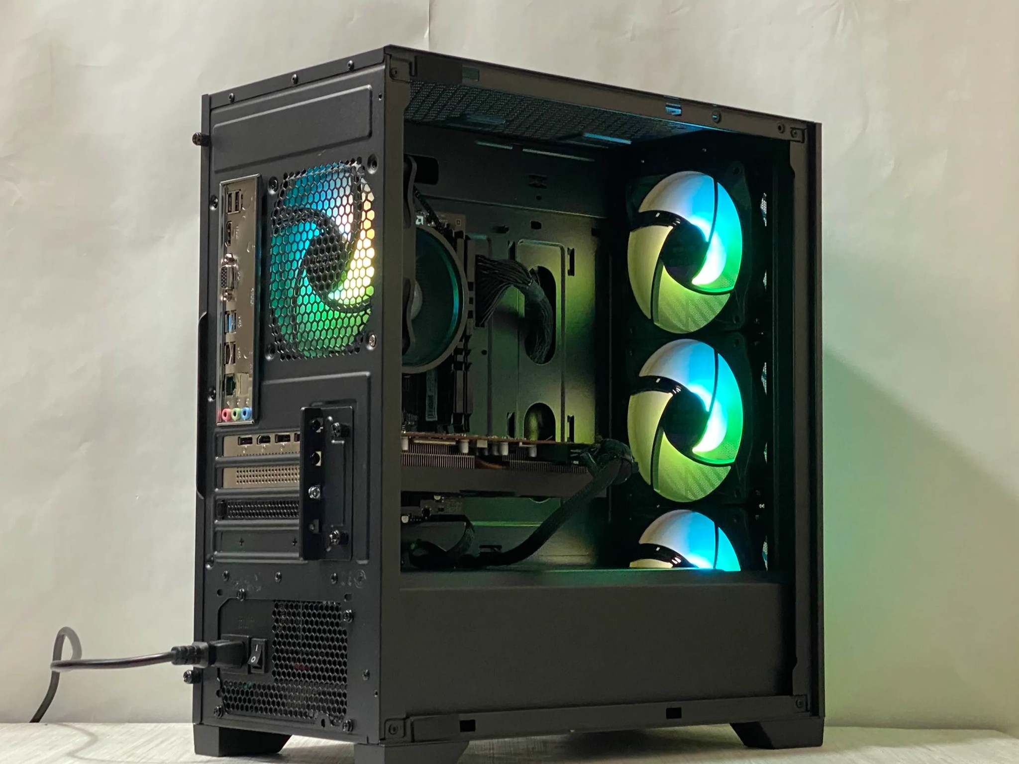 Value Gaming PC - RX 5700 XT, Ryzen 5 3600, 16GB DDR4, 512GB NVMe SSD, WiFi