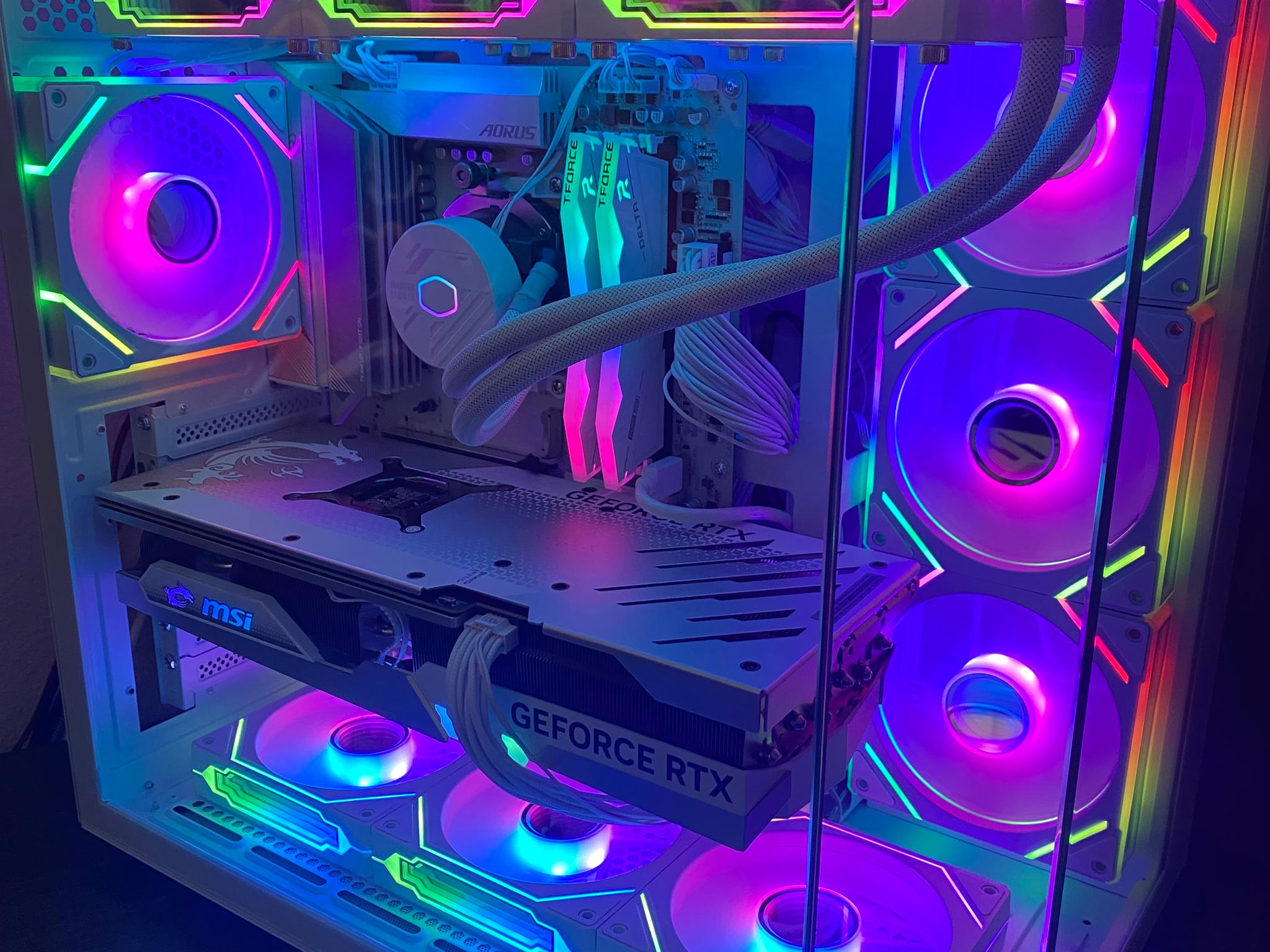 4k High-End | RTX 4070 Ti Super 16GB | Ryzen 7 7800X3D | 32GB DDR5 | 2TB NVME SSD