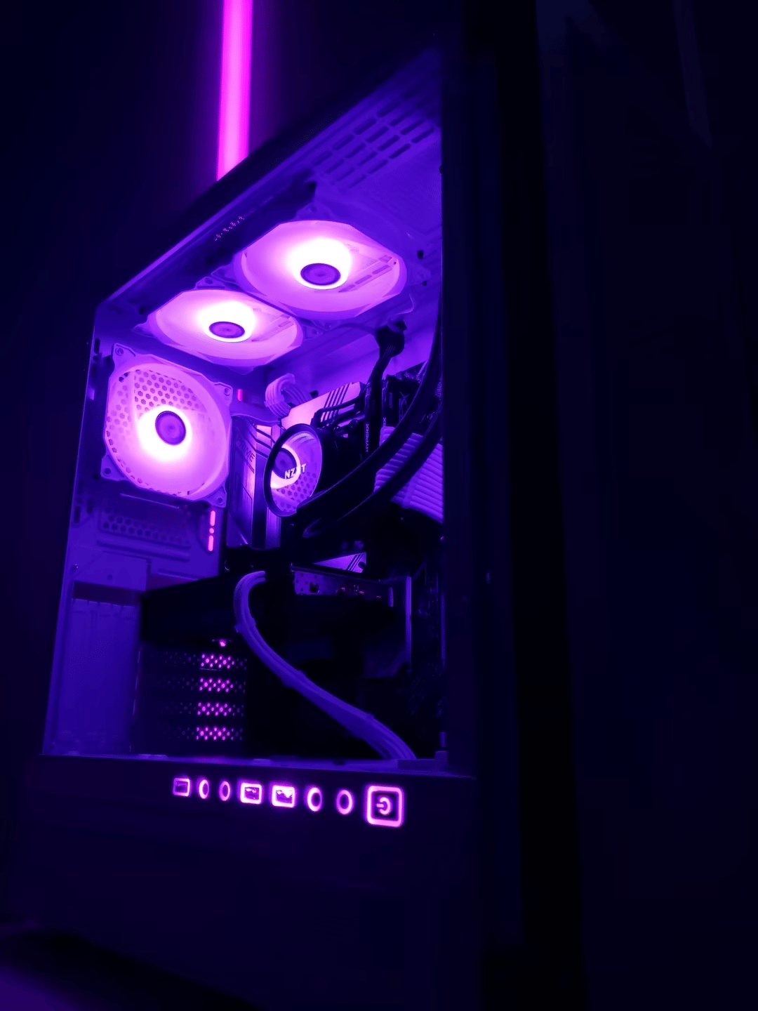 Dusk | RTX 3060Ti -  i5 10600k - 32GB Ram