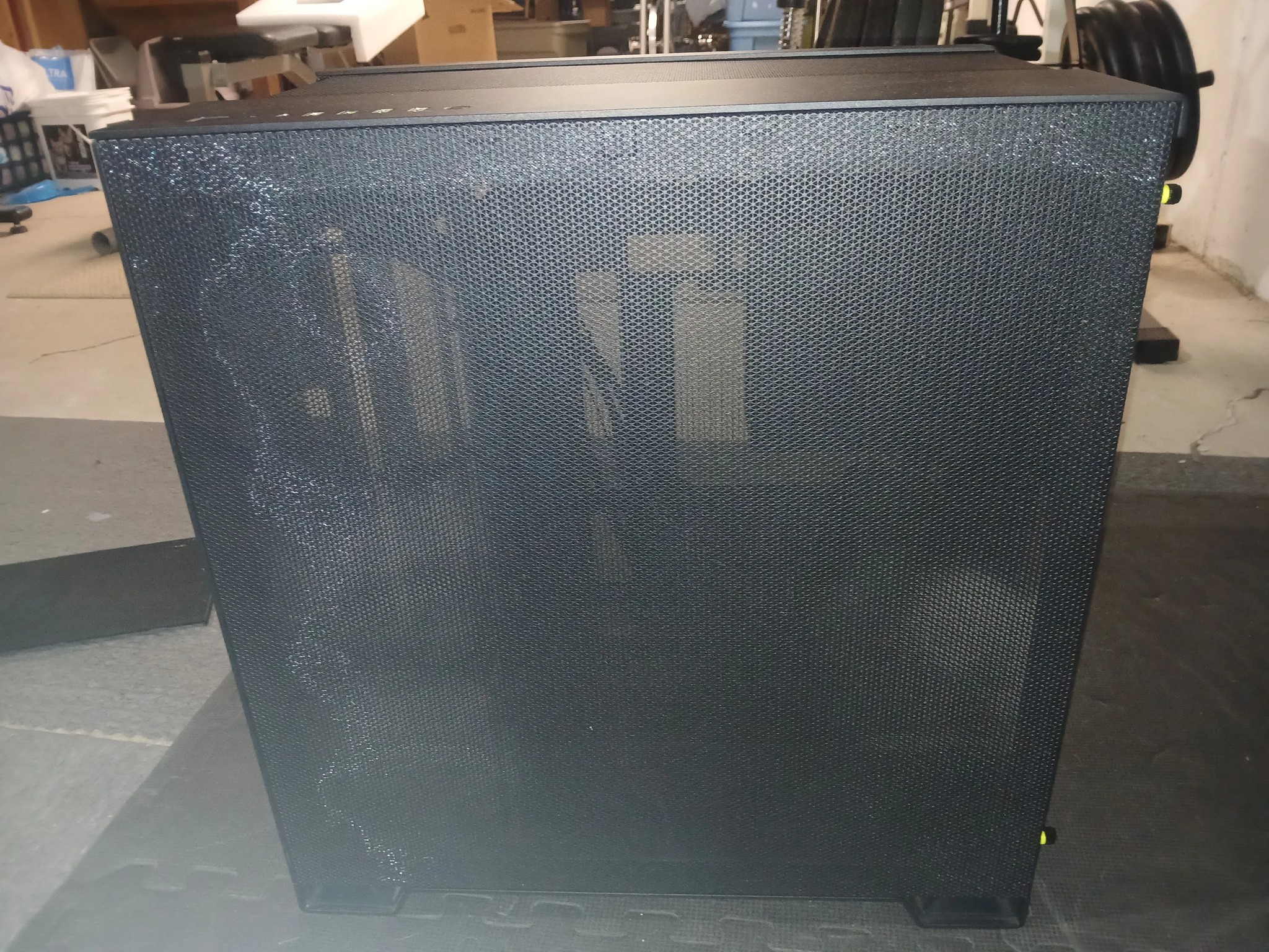 CORSAIR 6500D Airflow Tempered Glass Super Mid-Tower, Black