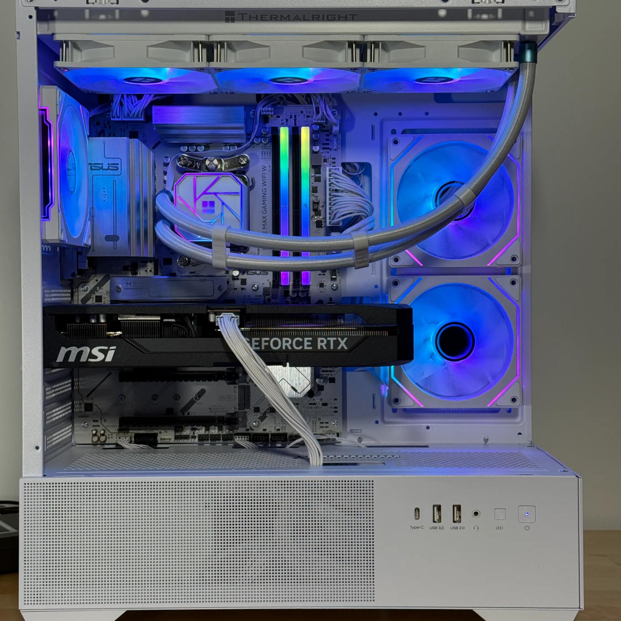 RTX 5070TI Ryzen 9700x Gaming PC