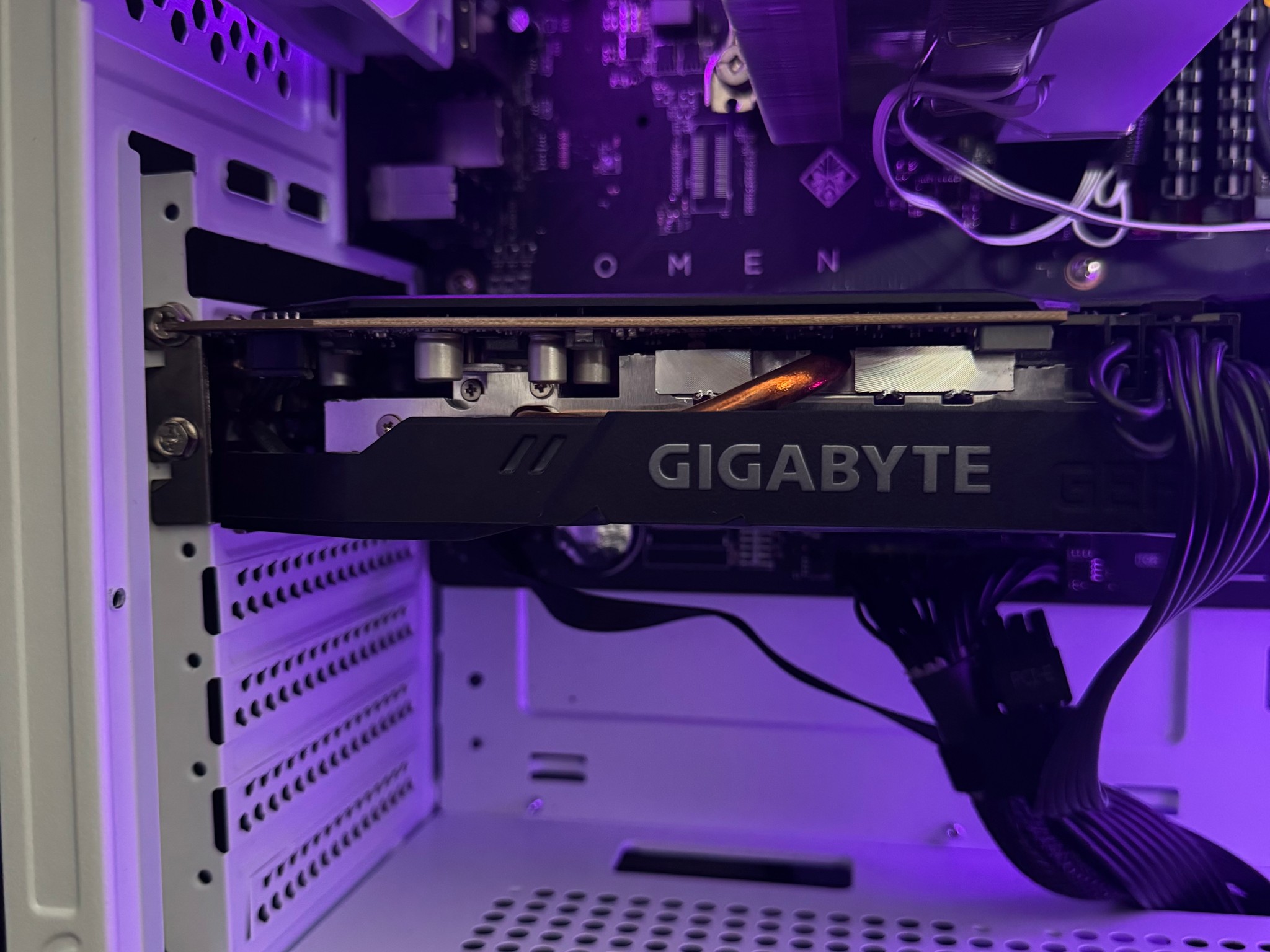 GTX 1660 Super | Intel i7-9700F | 16GB DDR4 | 512GB SSD| Custom Gaming PC