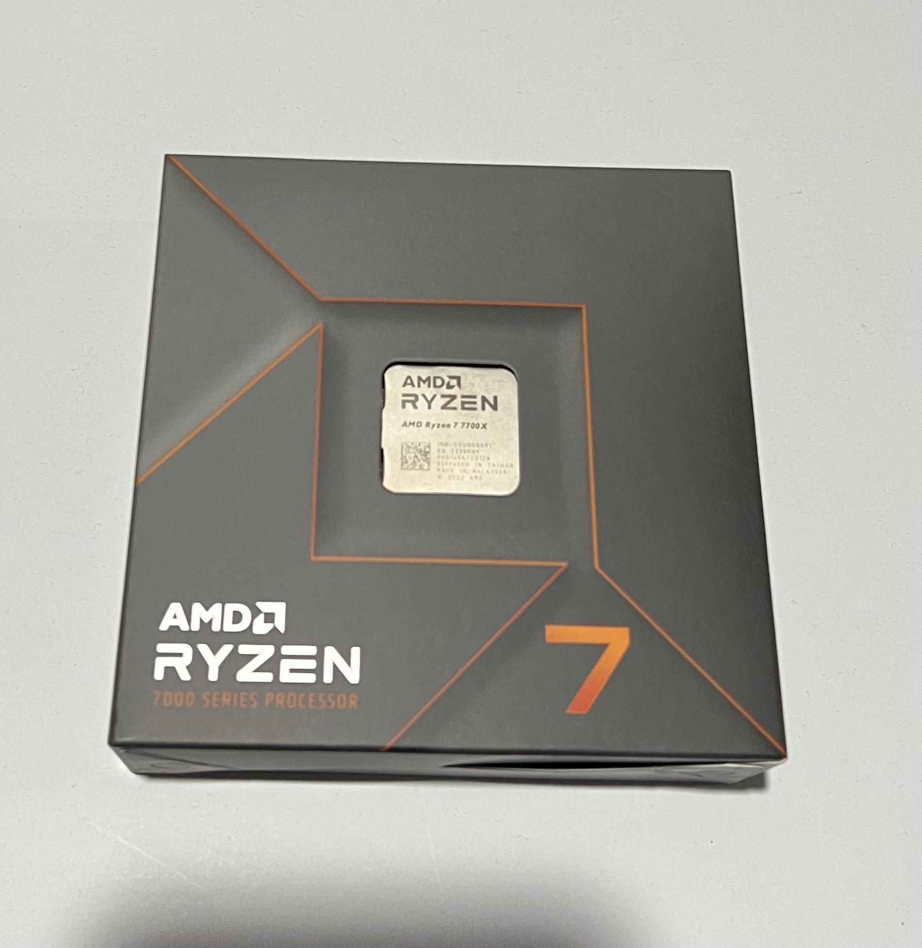 AMD Ryzen™ 7 7700X 8-Core, 16-Thread Unlocked Desktop Processor