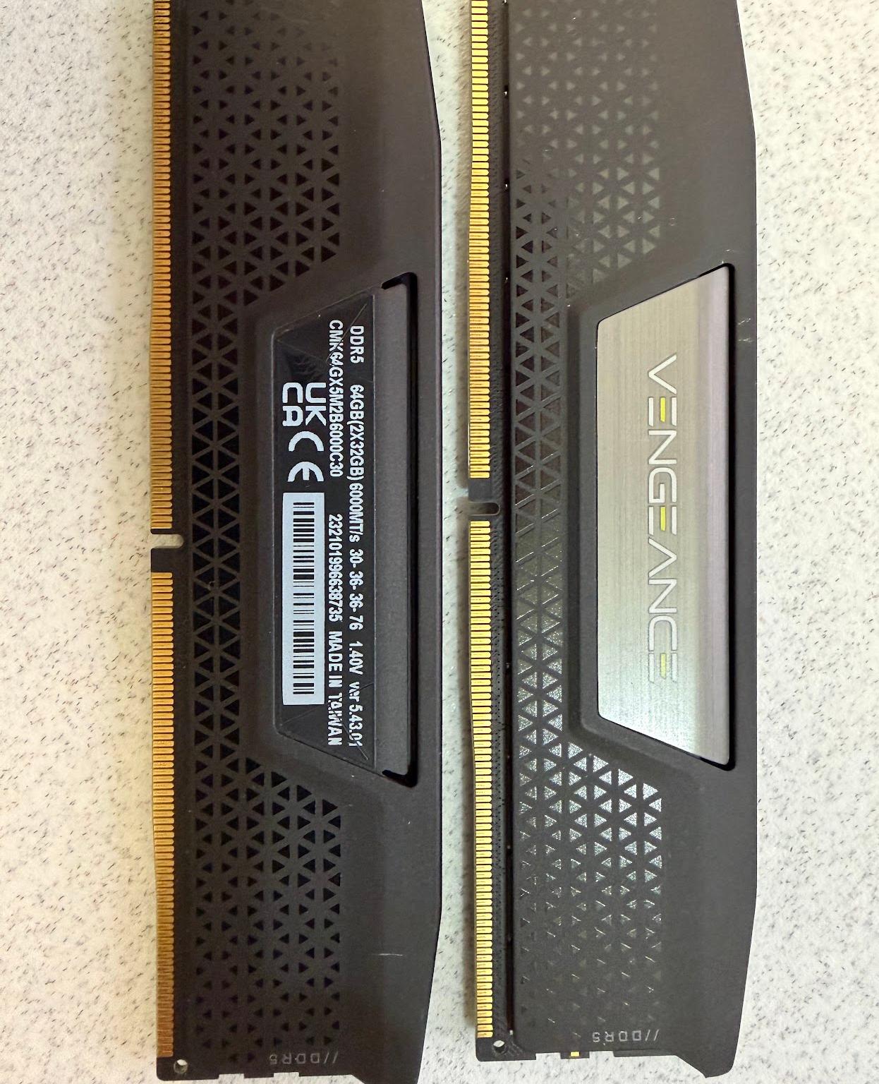 Corsair VENGEANCE 64GB (2x32GB) DDR5 6000MT/s CL30 Desktop Memory Kit - Used