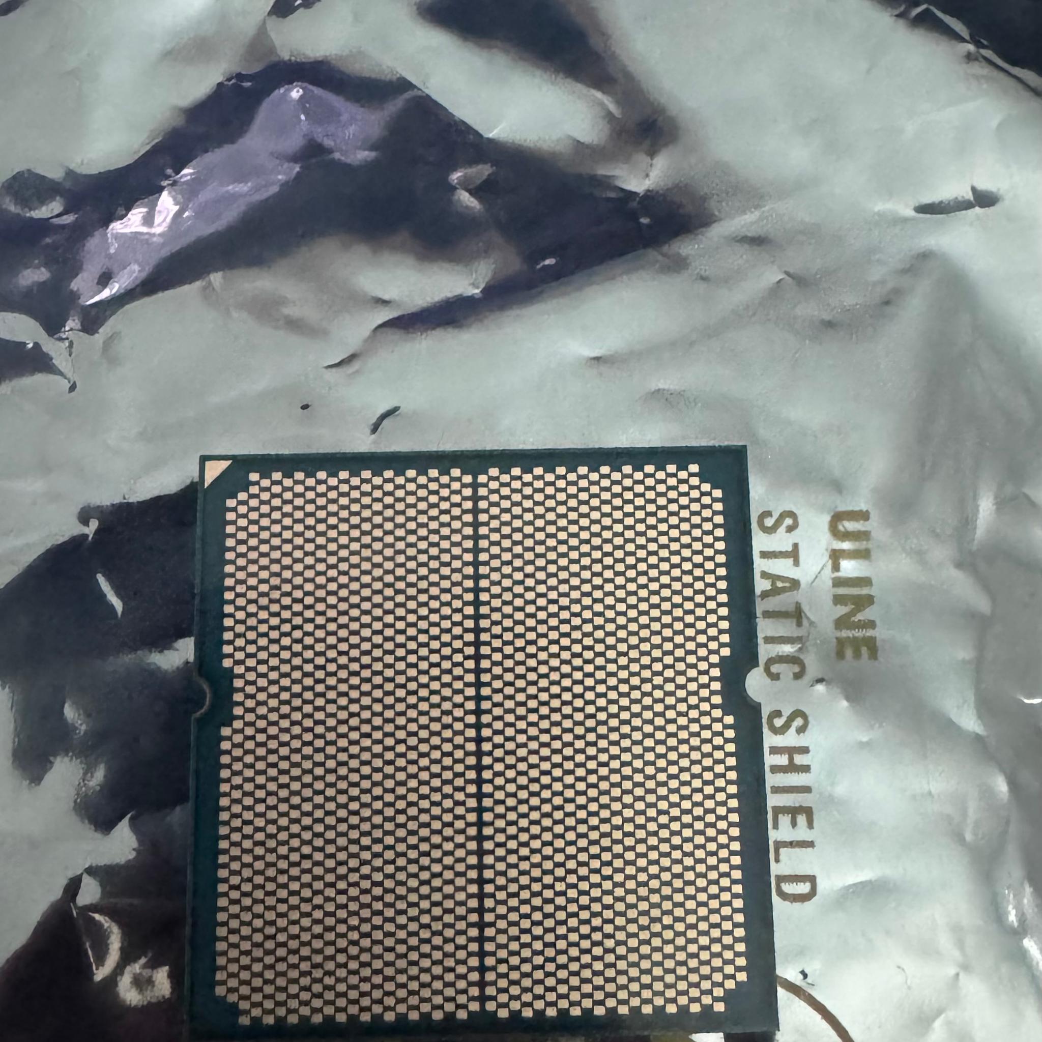 AMD Ryzen 9 7900X