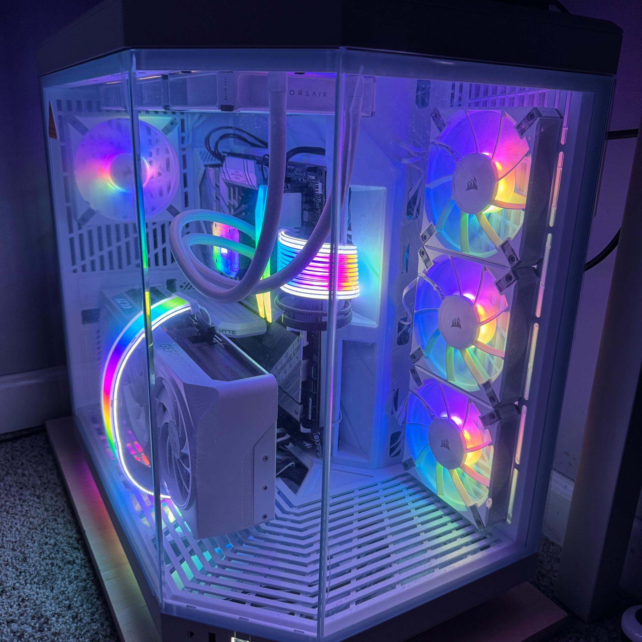 1440/4K Ultimate Whiteout Gaming PC | Nvidia RTX 4090 | Ryzen 7 7800x3d