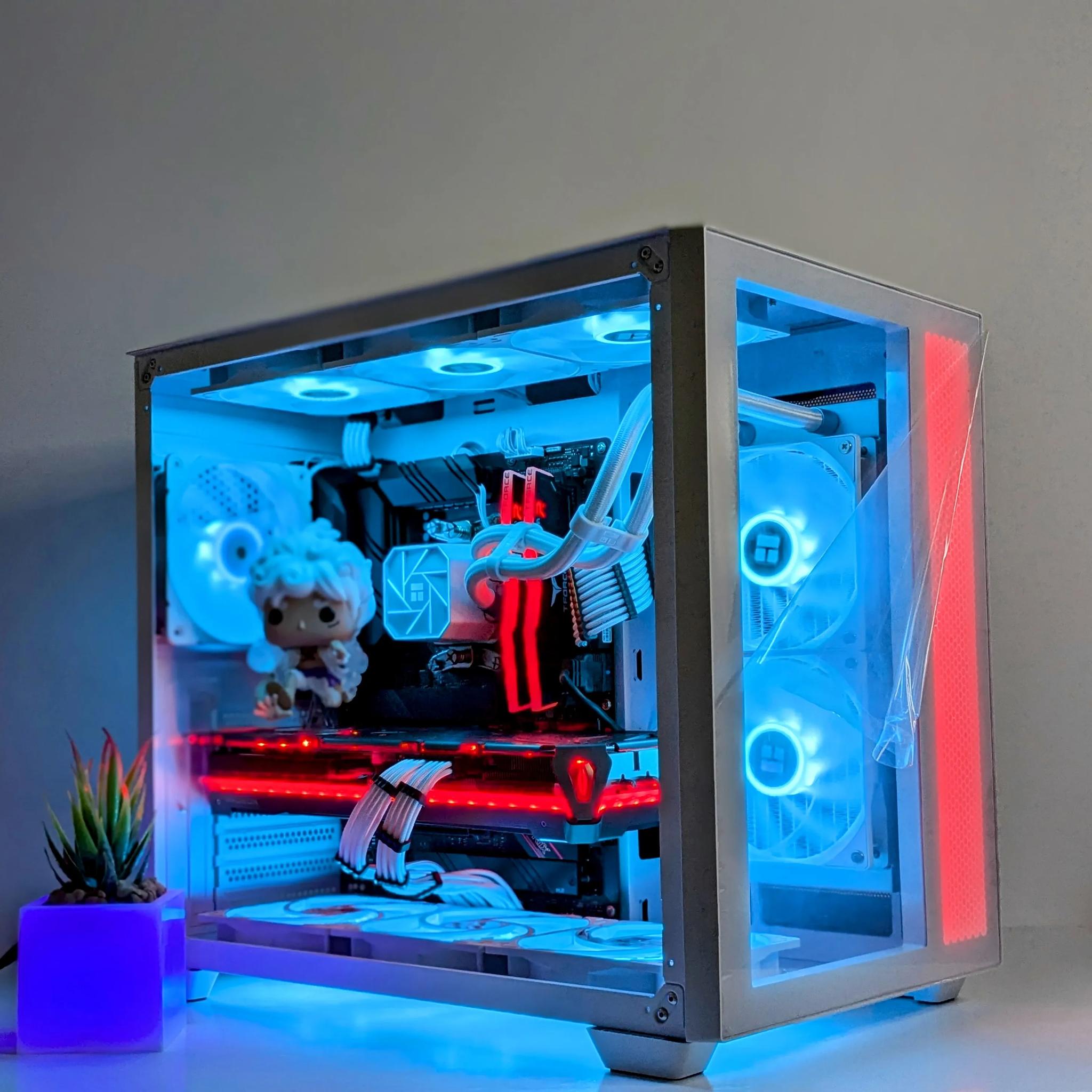 ⚪️🌩️Luffy ”5th-Gear”⚪️RX 7800XT⚪️Ryzen 7⚪️32GB RAM⚪️1TB NVMe PCIE(Gen 4x4)⚪️Windows 11 Pro