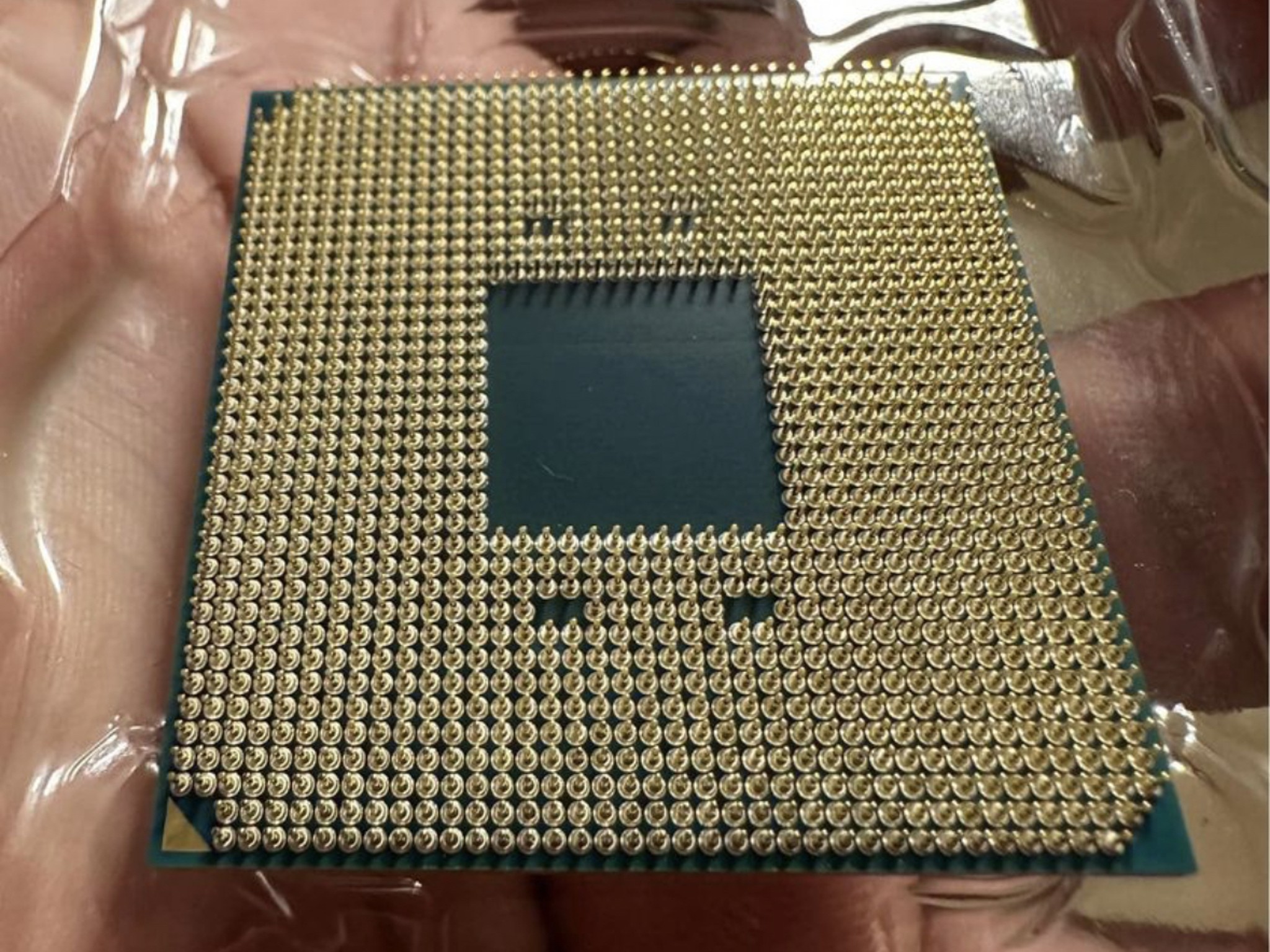 AMD Ryzen 9 3900X