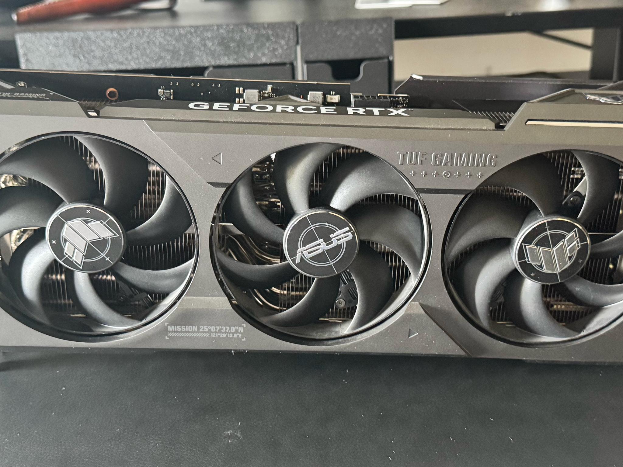 ASUS TUF Gaming GeForce RTX 4080 SUPER OC Edition