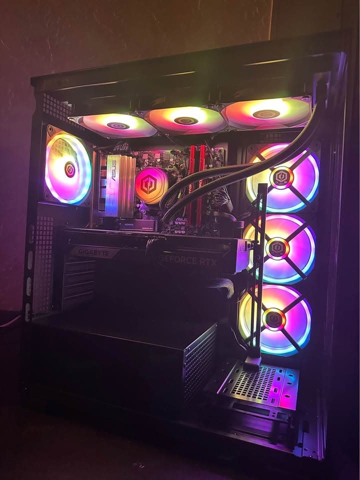 High End Desktop Gaming PC (9800X3D + 32GB DDR5 + 5070Ti)