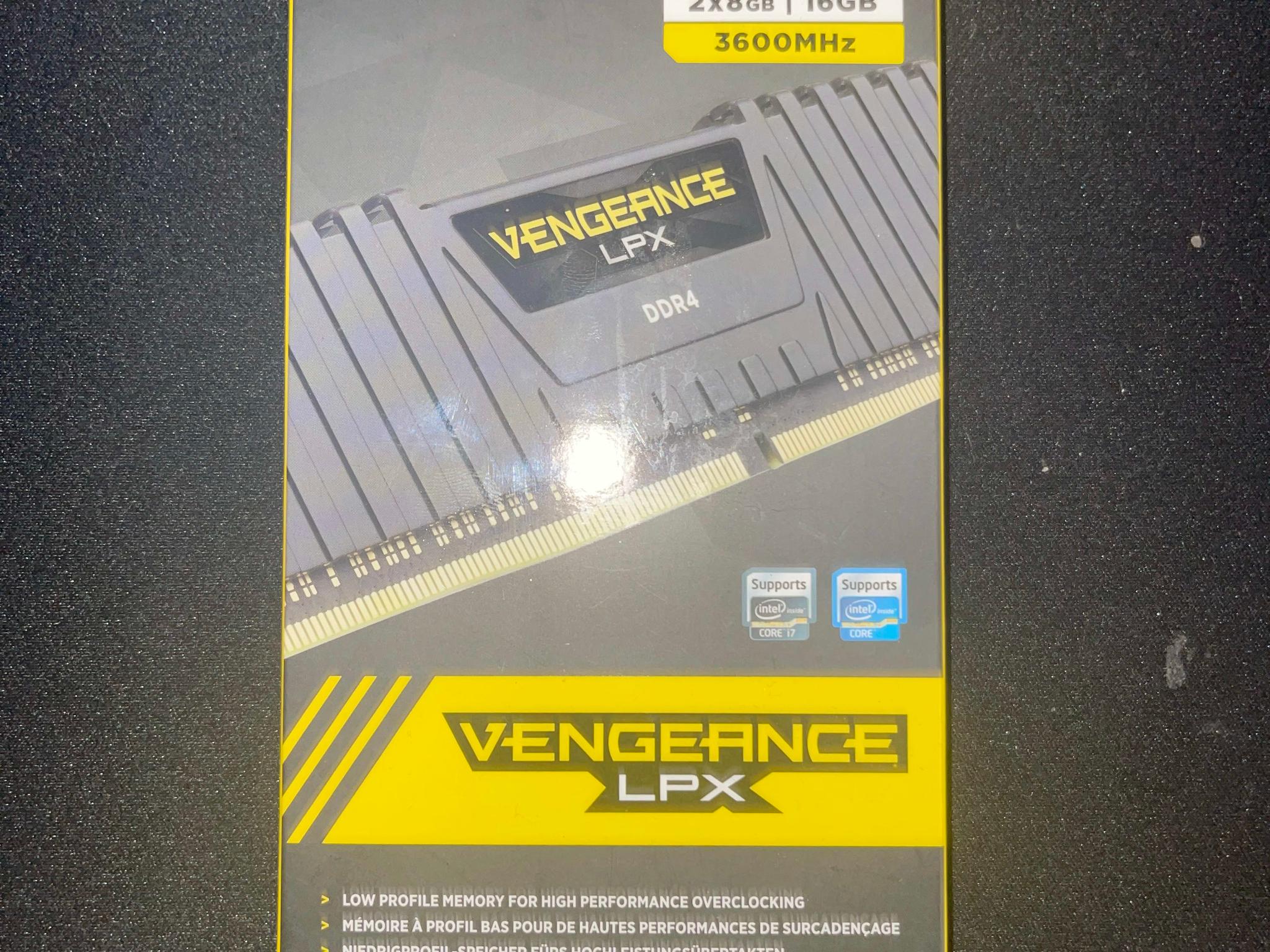 Corsiar Vengence LPX 16 GB (2 x 8 GB) DDR4-3600 C18 Memory 