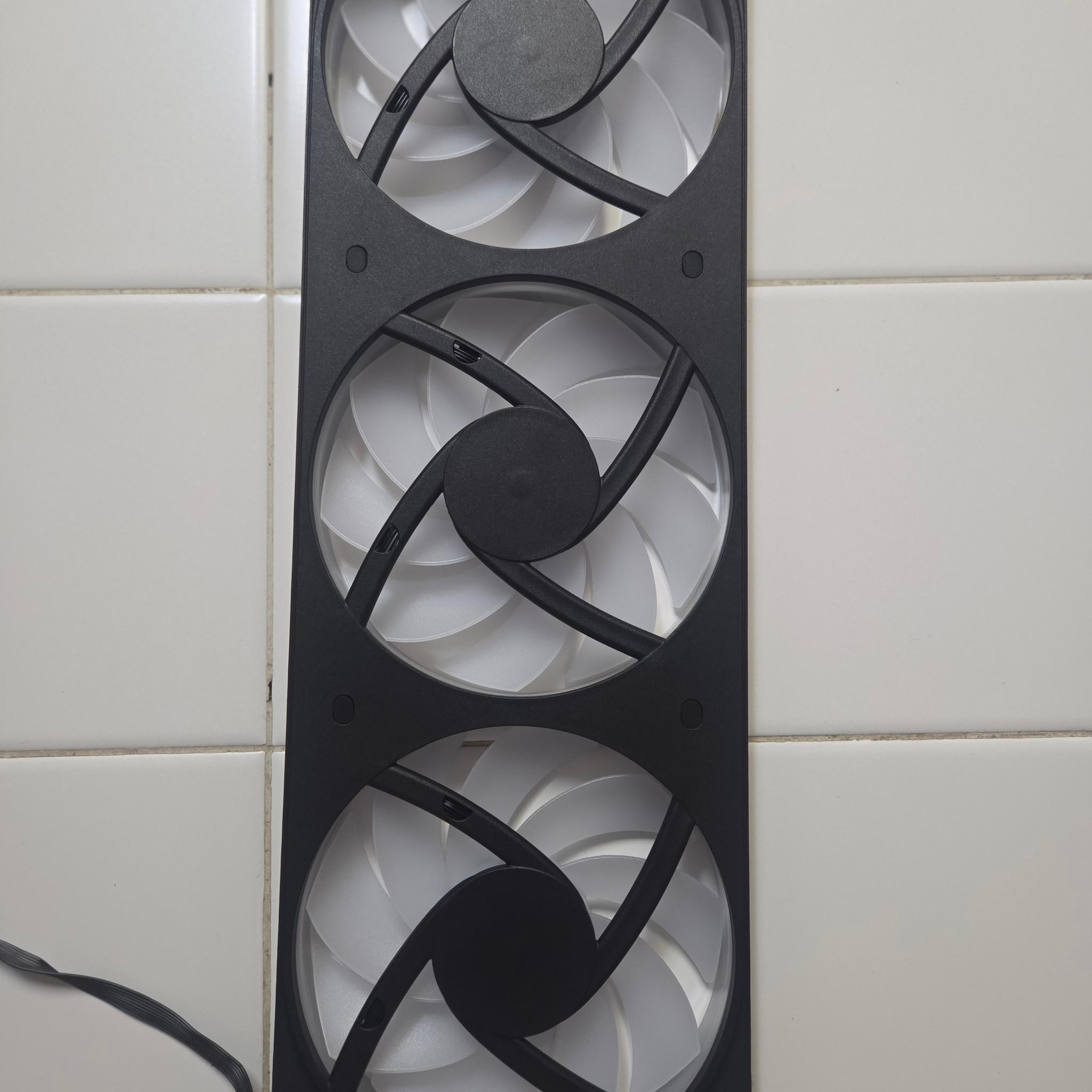 NZXT Core F420 RGB Core "Black"