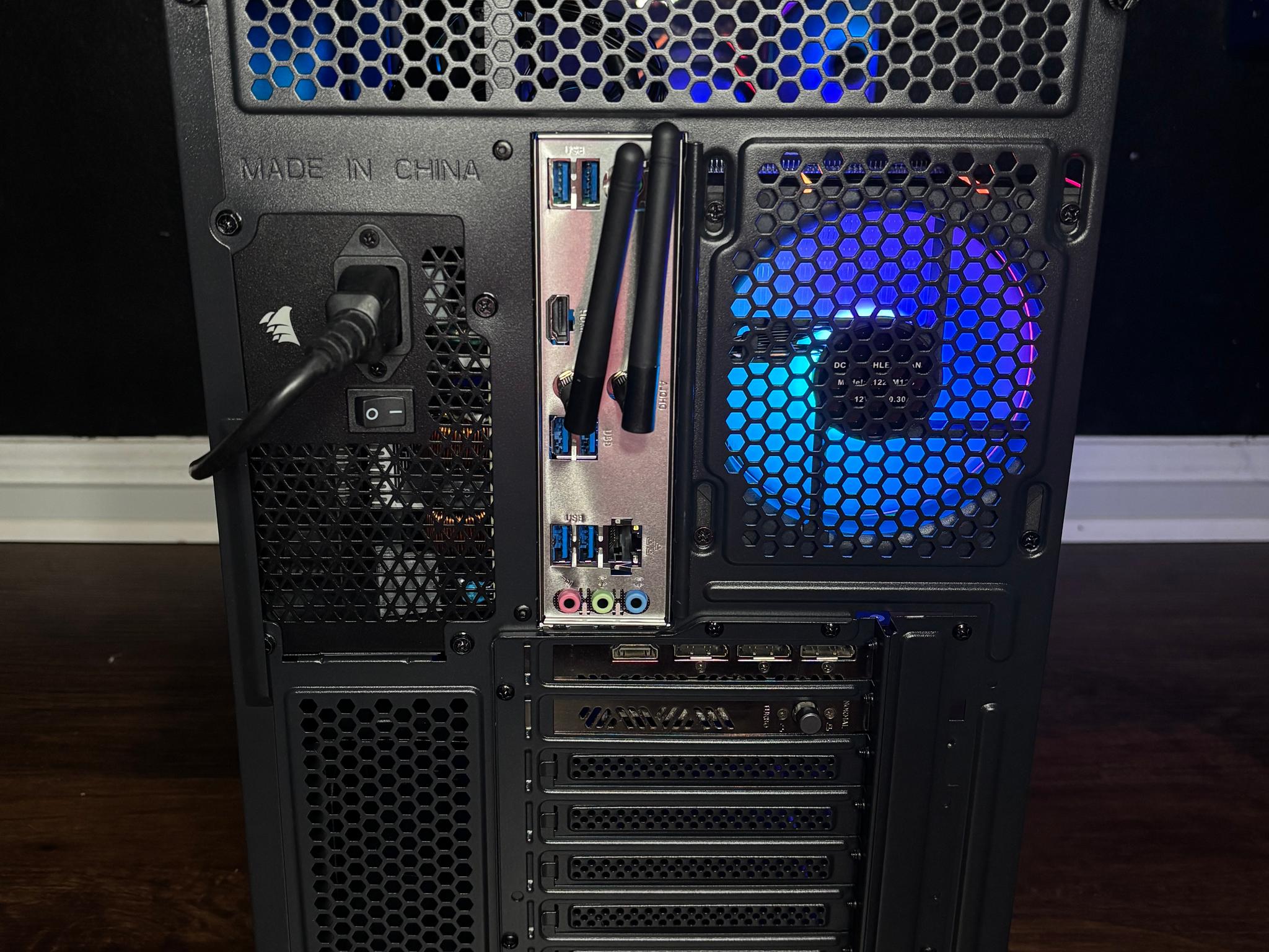 Black Gaming PC (RTX 3060 Ti 8GB + AMD Ryzen 5 5600 + 16GB DDR4 + SSD)
