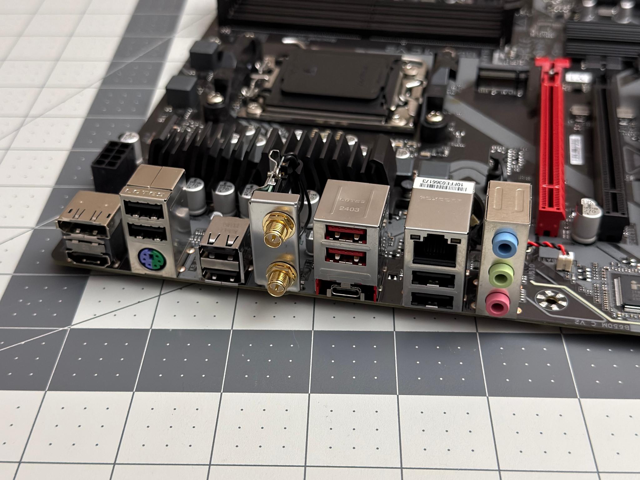 GIGABYTE B650M C V2 - Image 3