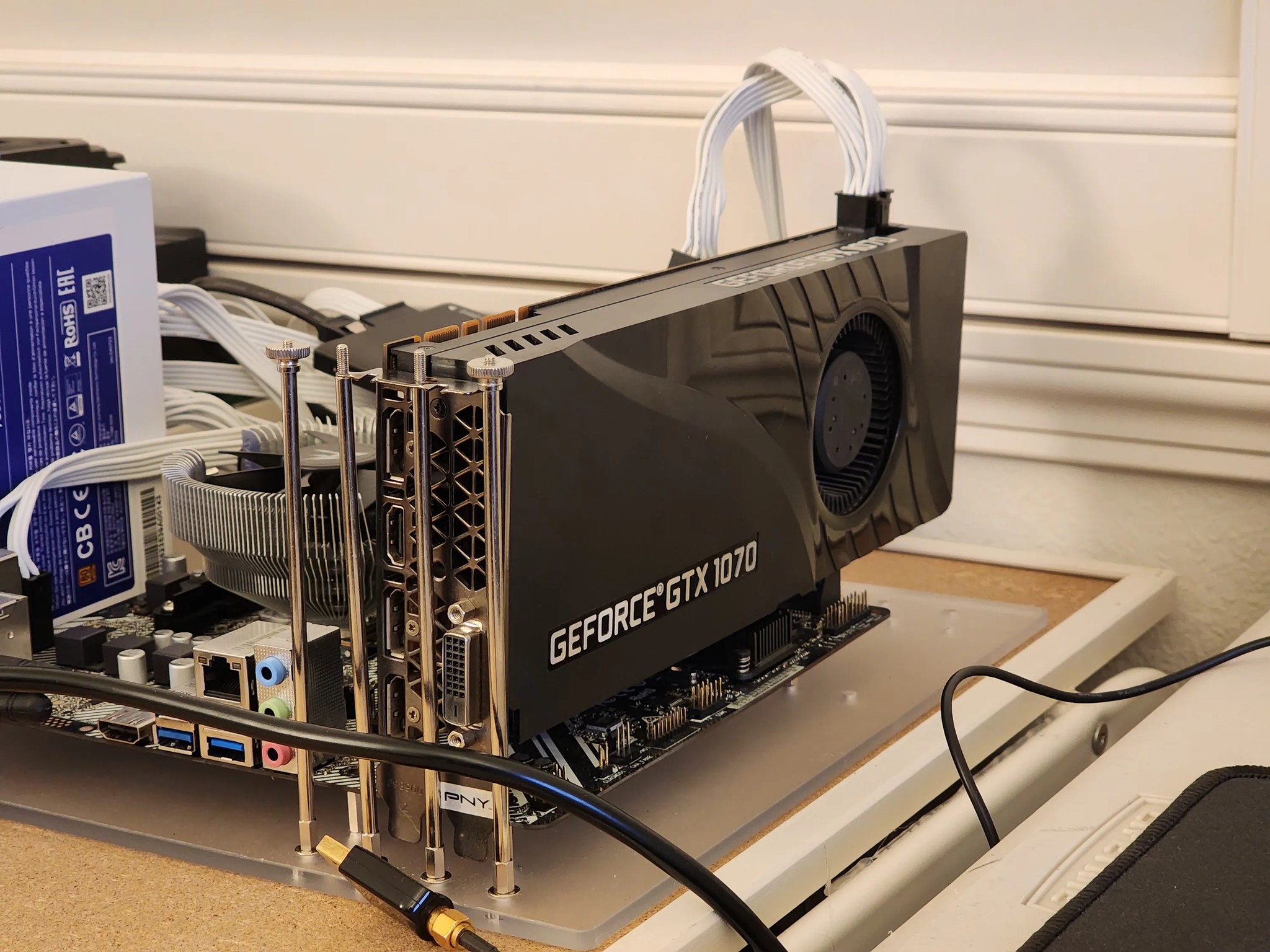 NVIDIA GeForce GTX 1070 8GB GDDR5 *Loud Fan