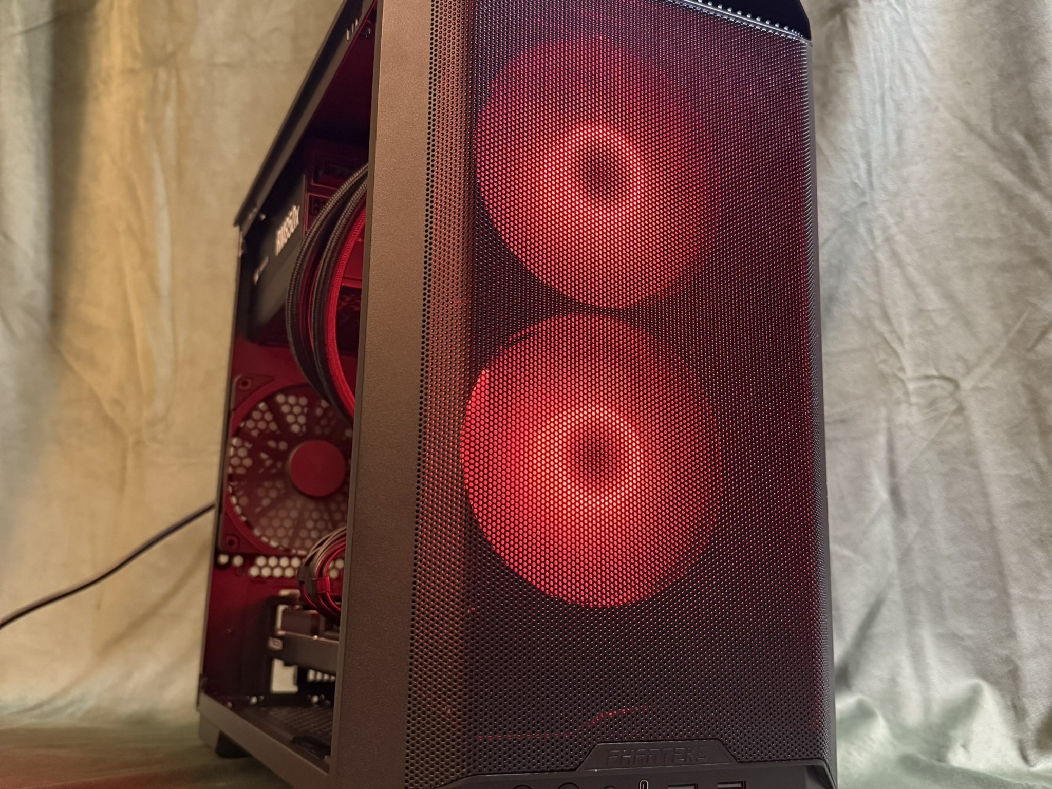 Mighty Midnight AMD 9700X - PowerColor Radeon RX 9070 Hellhound - BEAST 1440P & 4K Game Destroyer