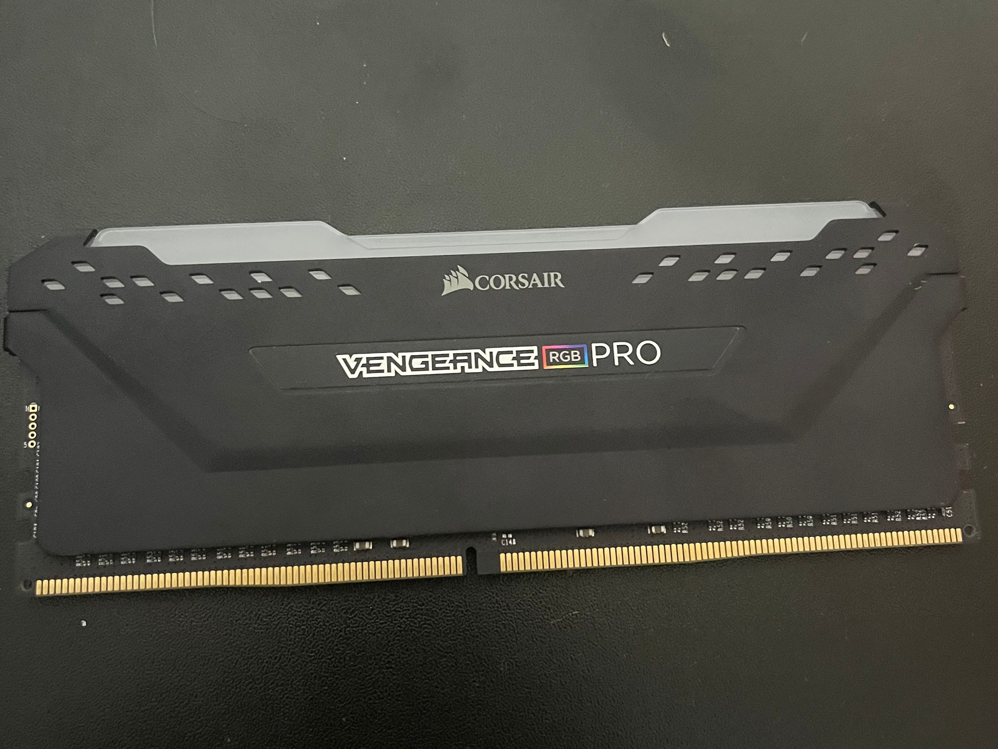 Corsair Vengeance Pro RGB 16gb (1x16gb) 3600mhz