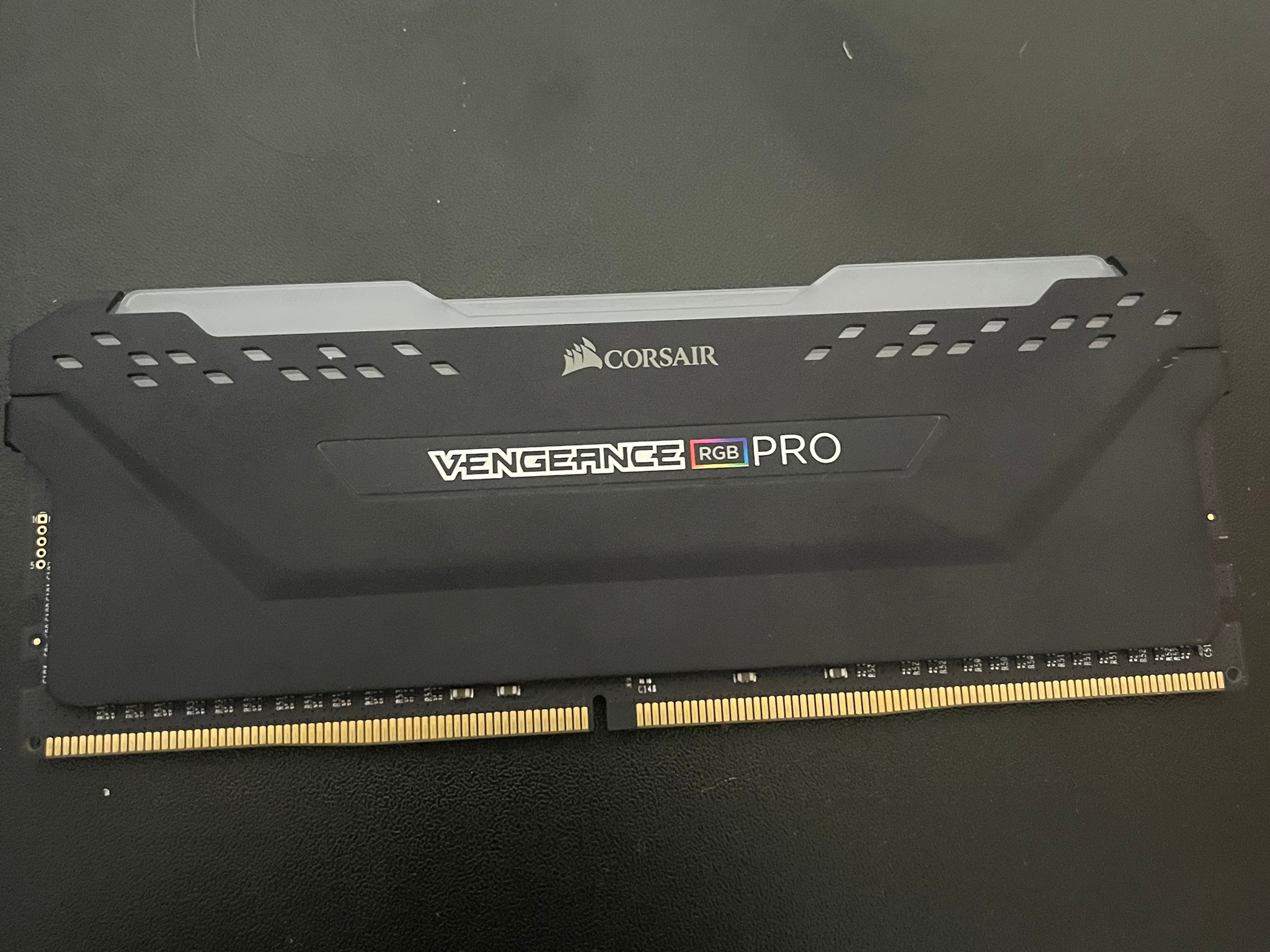 Corsair Vengeance Pro RGB 16gb (1x16gb) 3600mhz