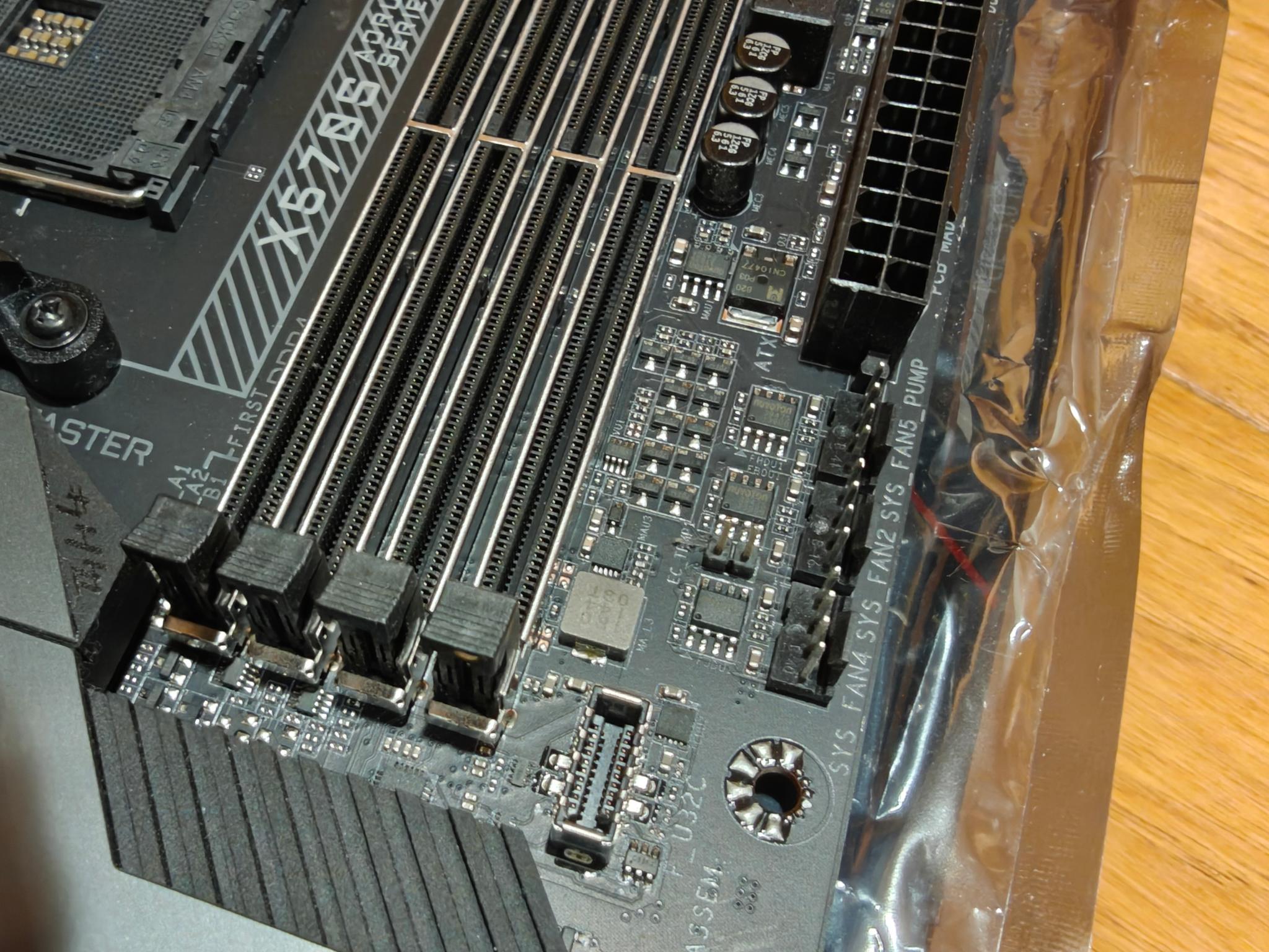 GIGABYTE X570S AORUS MASTER - Image 2