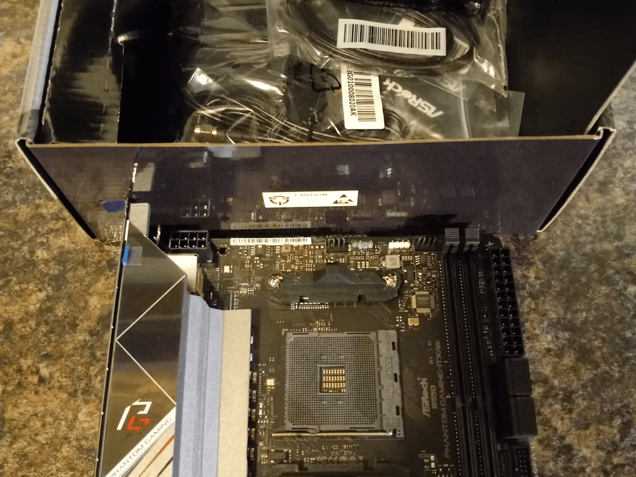 ASRock B550 Phantom Gaming-ITX/ax