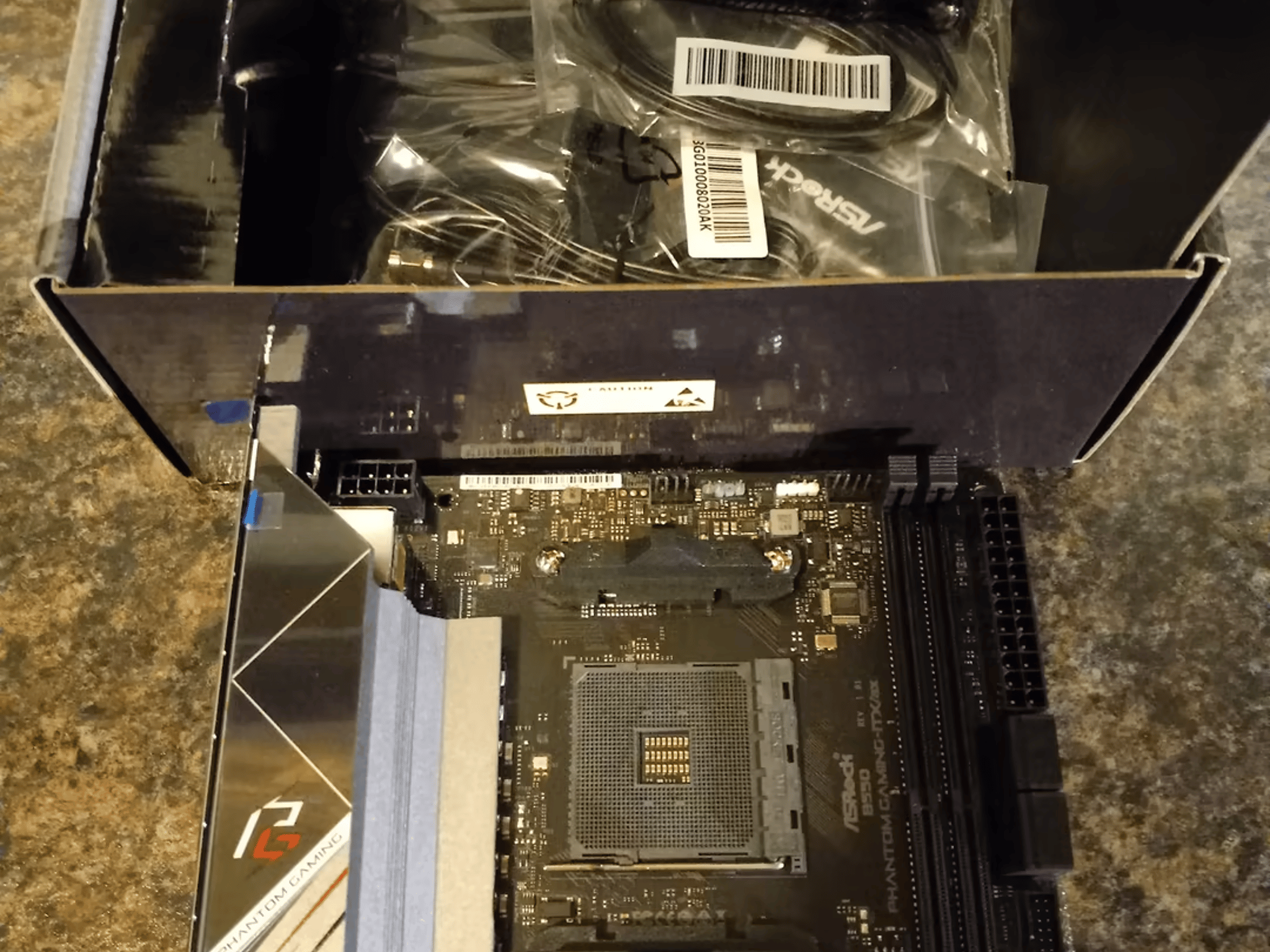 ASRock B550 Phantom Gaming-ITX/ax