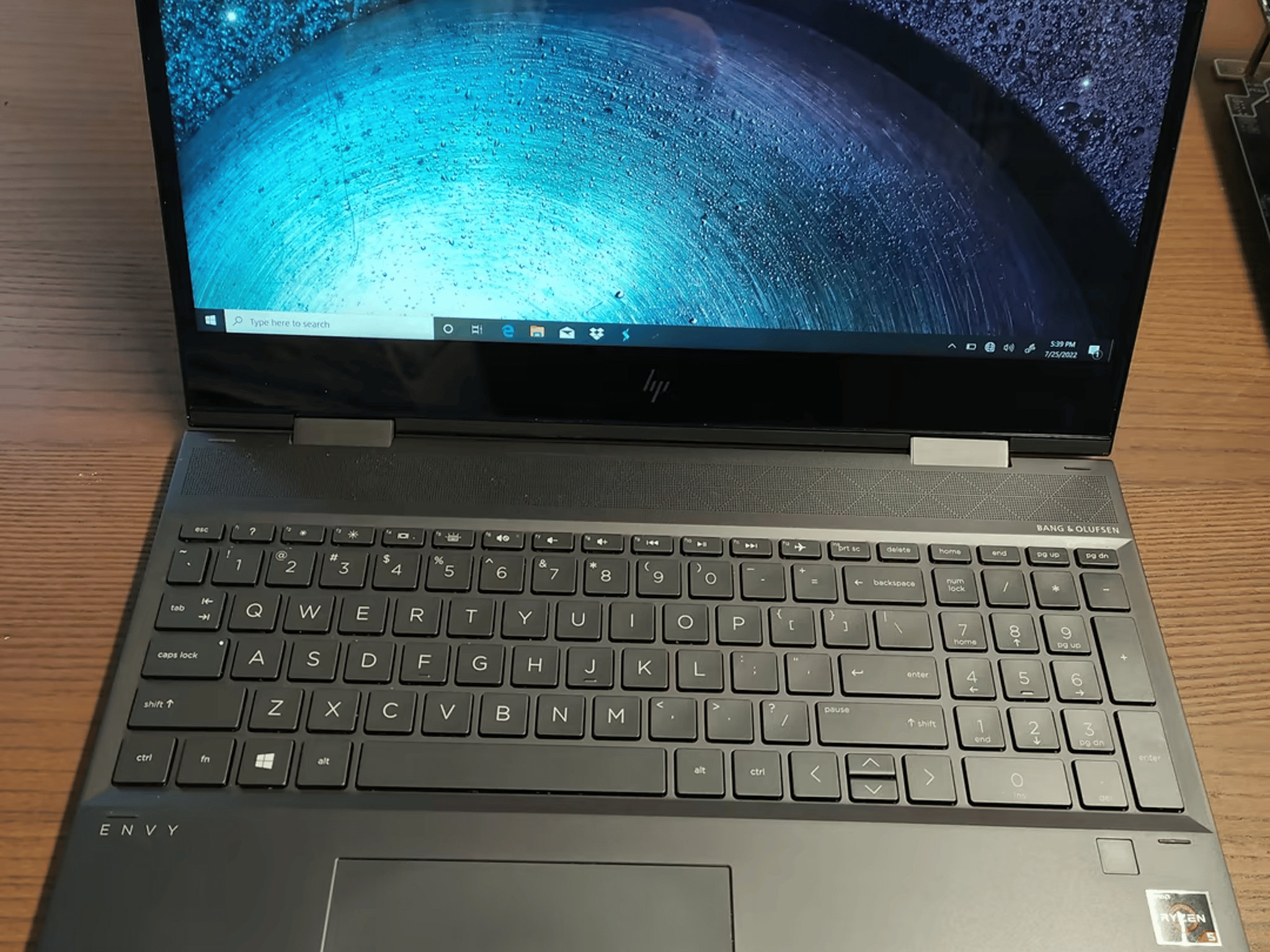 HP Envy 15.6" 1080p | Ryzen 5 3500U | 8GB Ram | 256GB SSD | Vega 8 Graphics